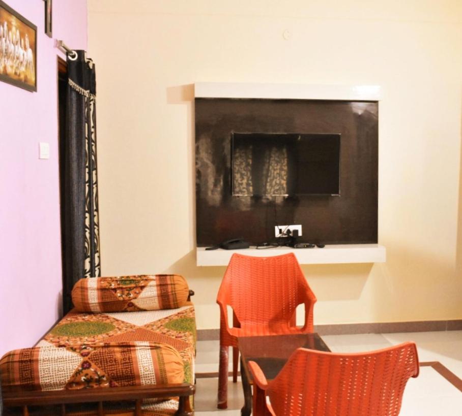 Two-Bedroom Apartment - Photo 1