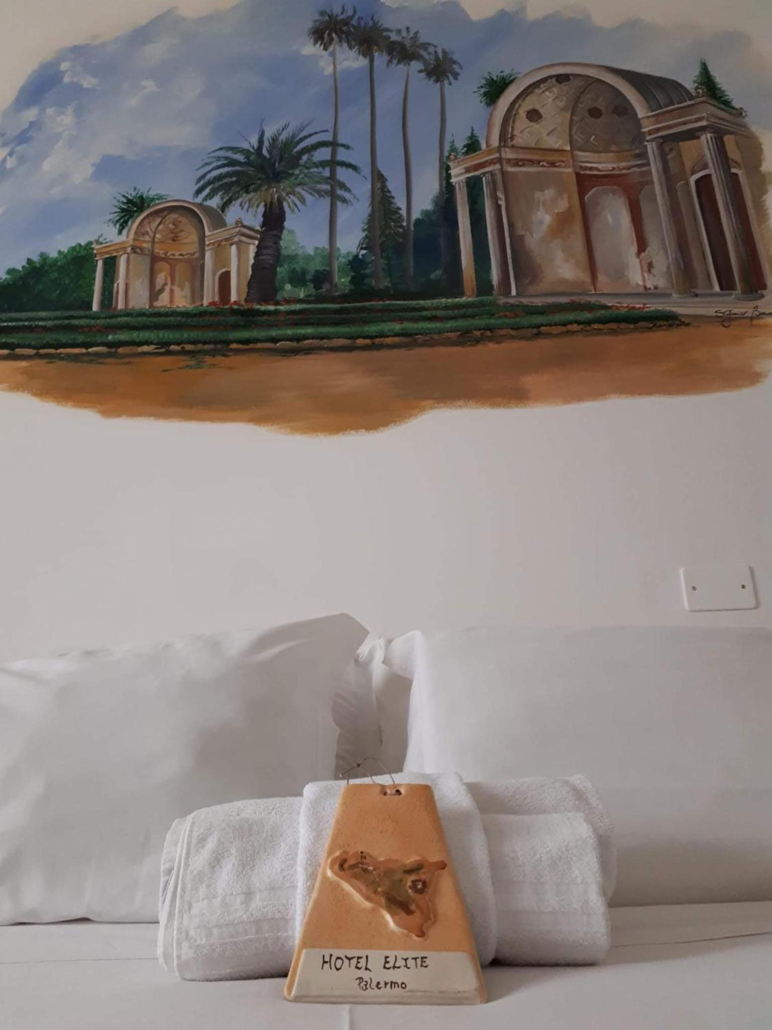 Double Room - Photo 12
