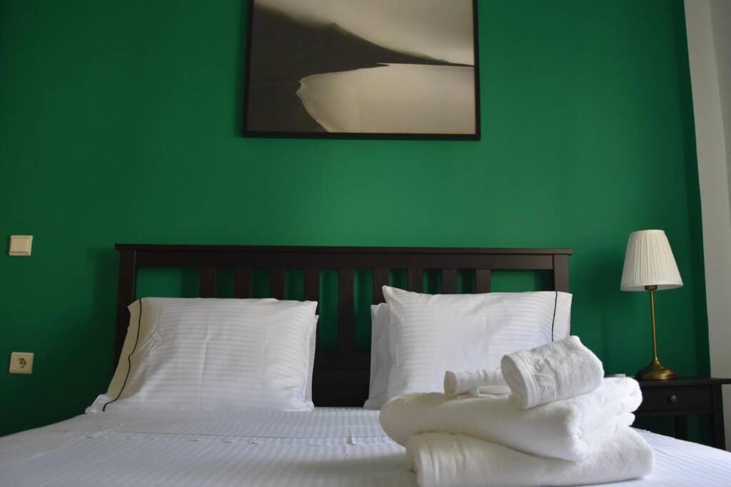 One-Bedroom Apartment - Photo 12
