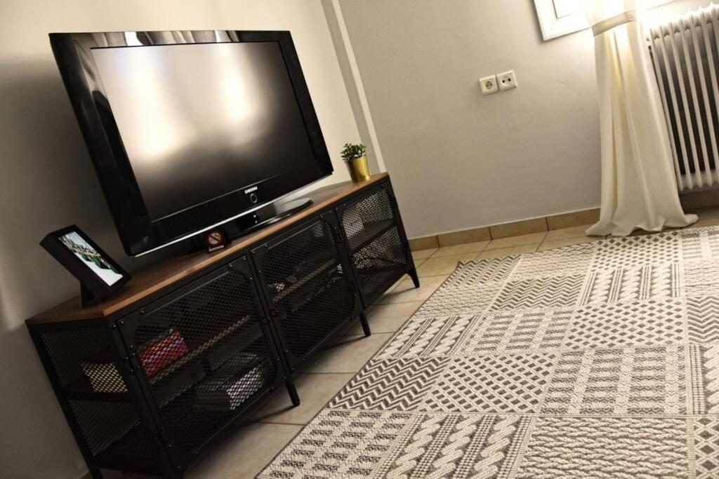 One-Bedroom Apartment - Photo 11