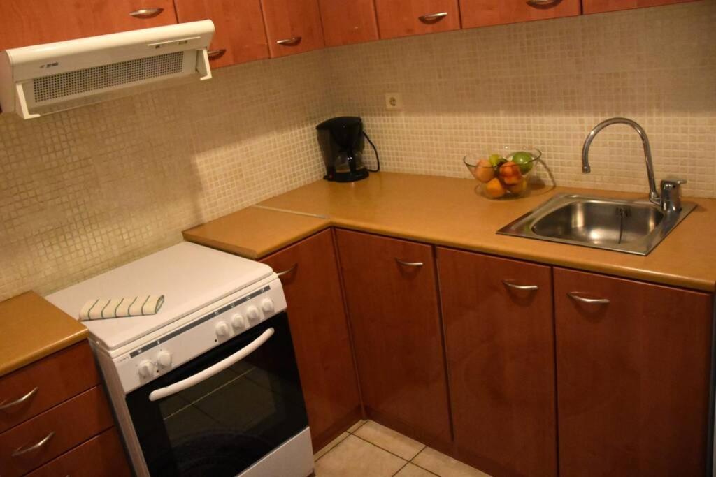 One-Bedroom Apartment - Photo 9