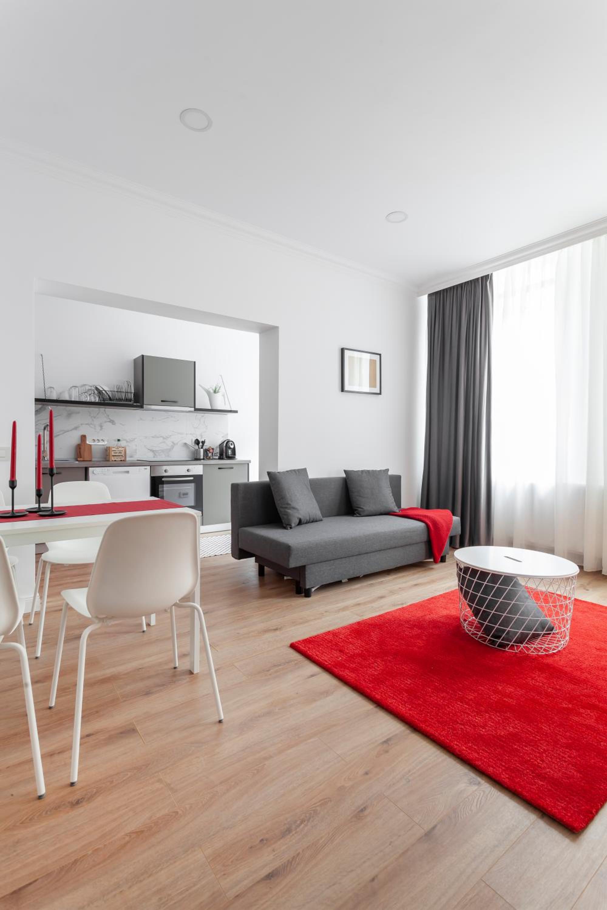 Deluxe Apartment
