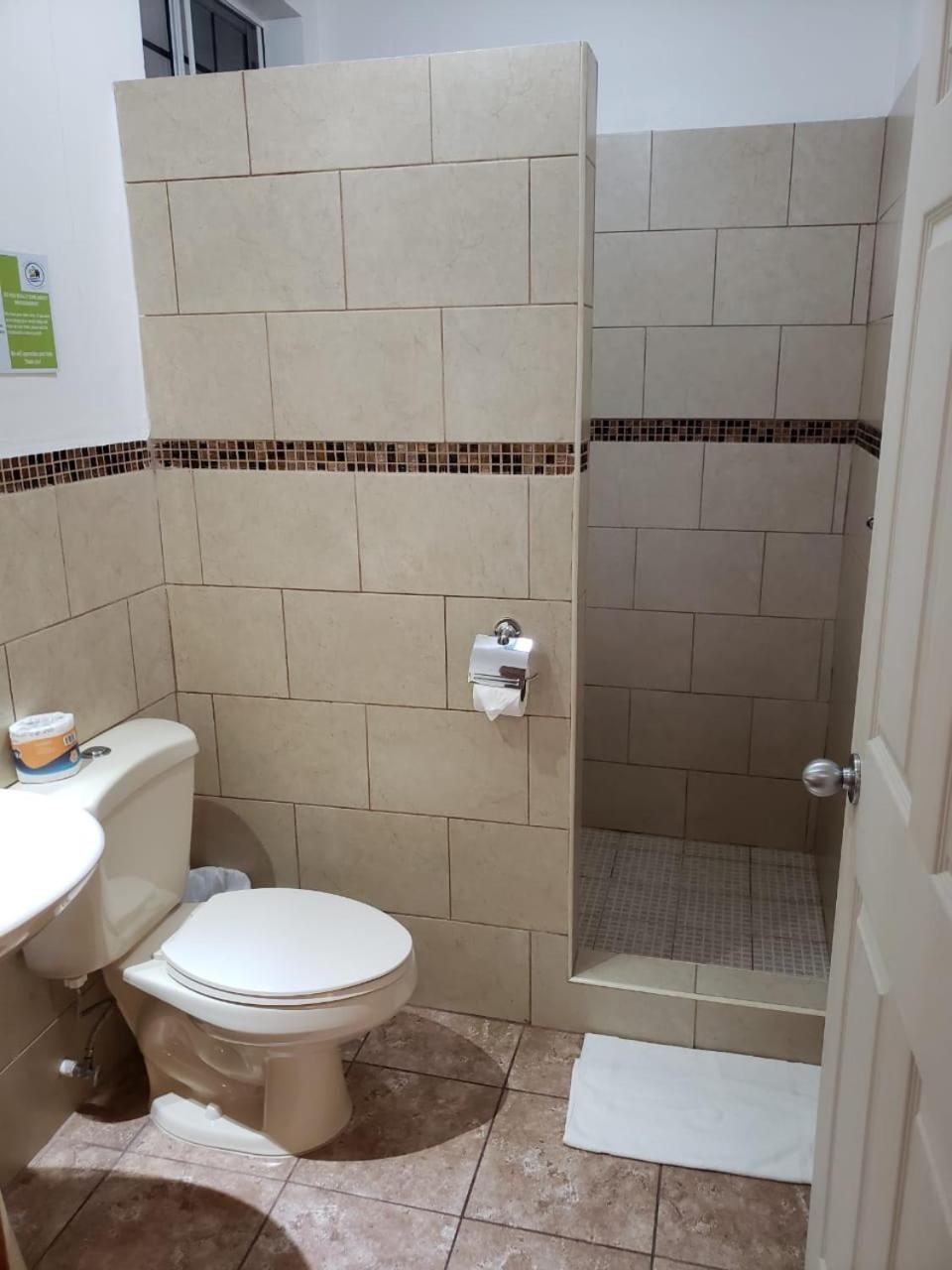 Deluxe Queen Room photo 2