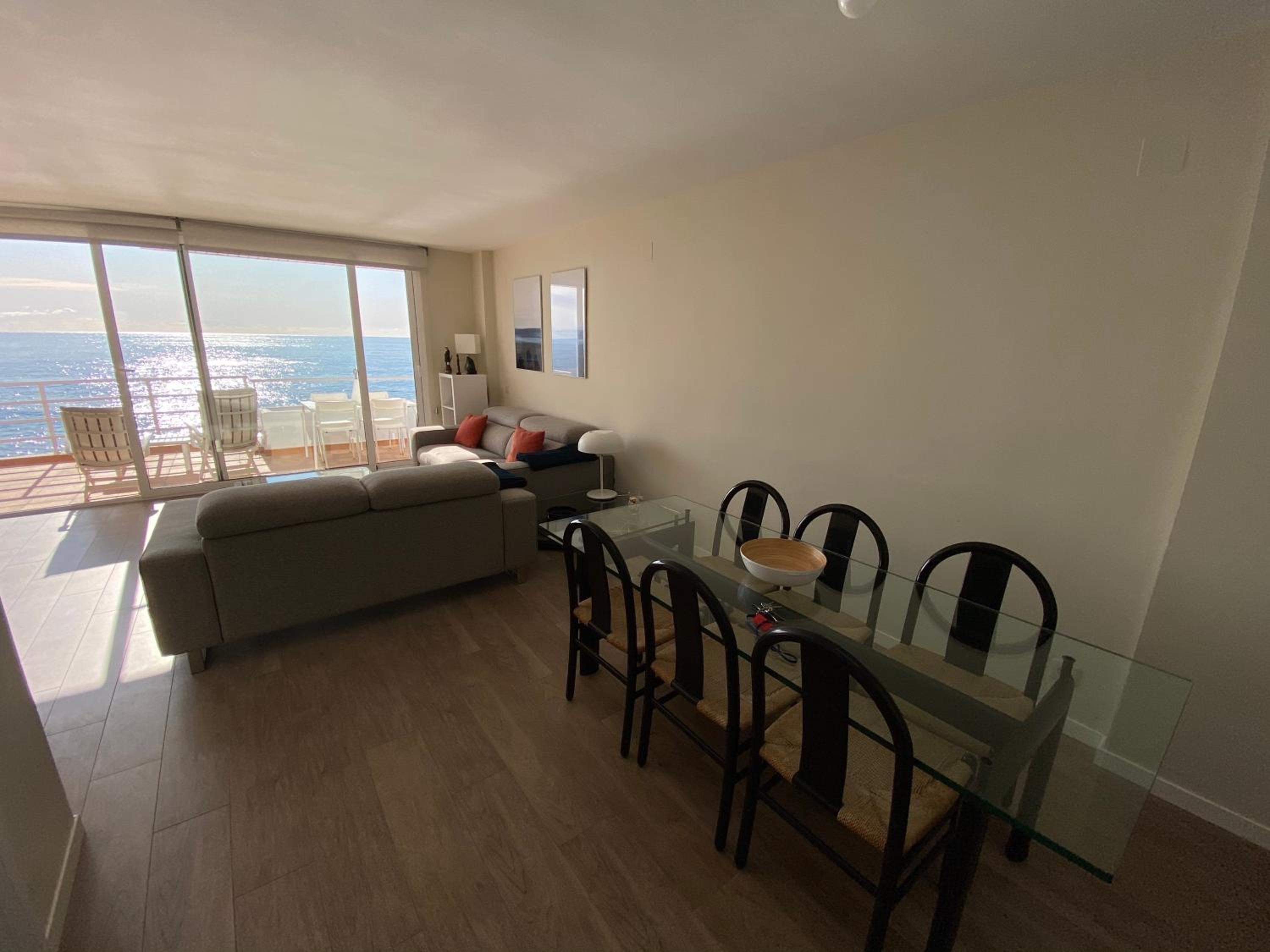 Apartamento con vista al mar
