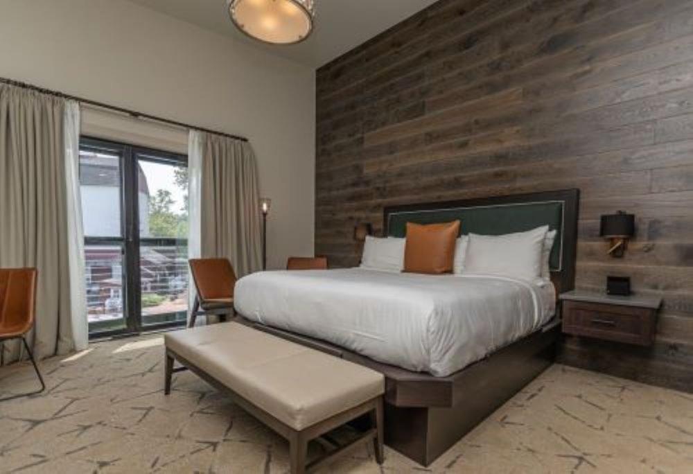 King Room with Balcony photo 3