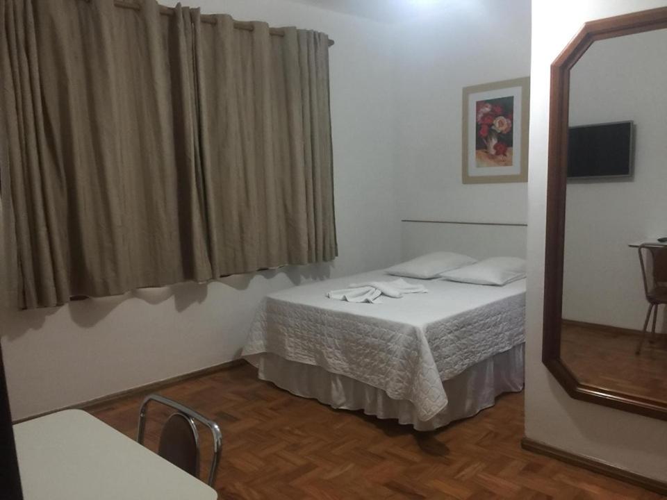 Double or Twin Room - Photo 11