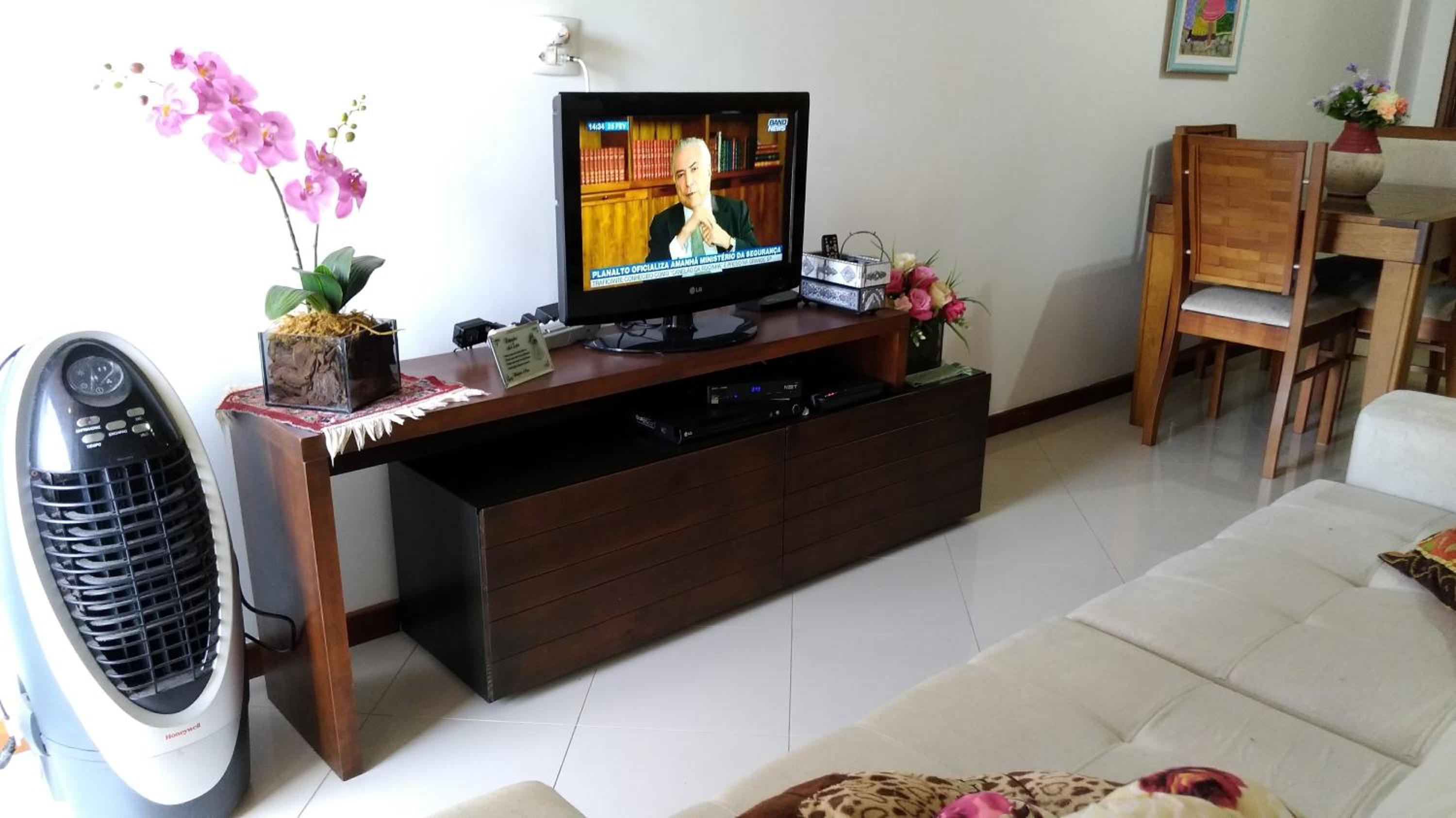 Apartment - Photo 1