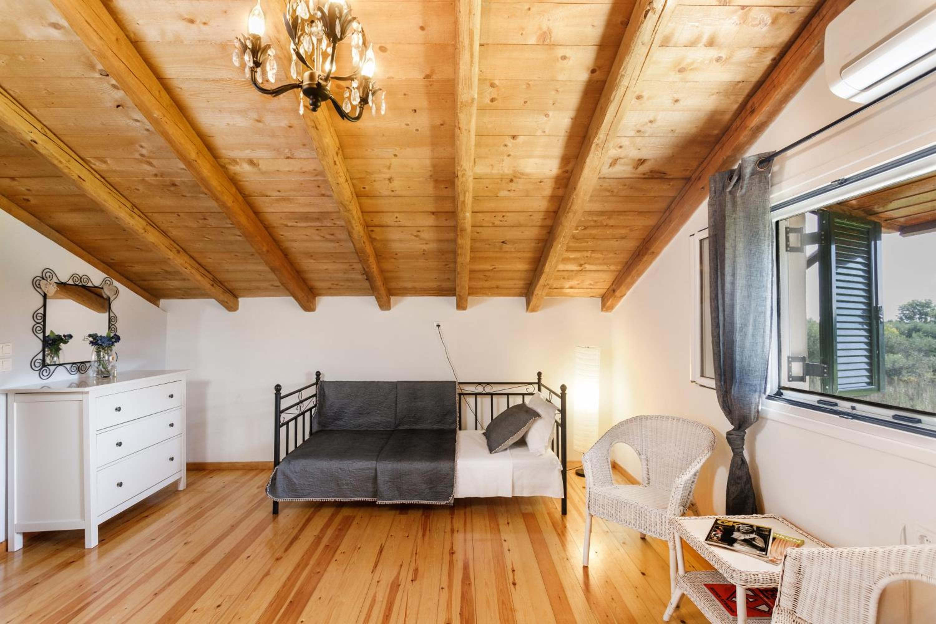 Villa photo 1