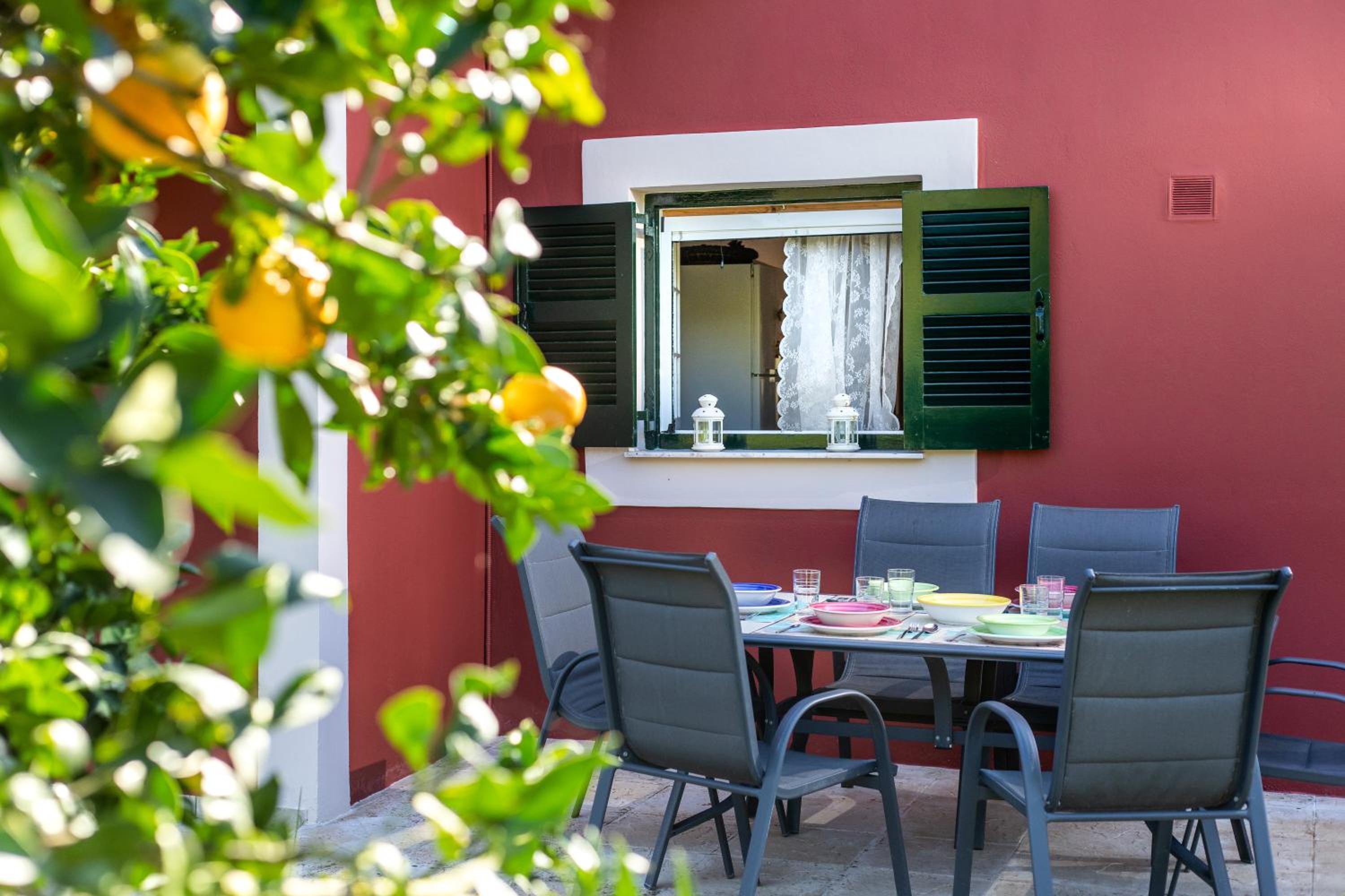Villa photo 2