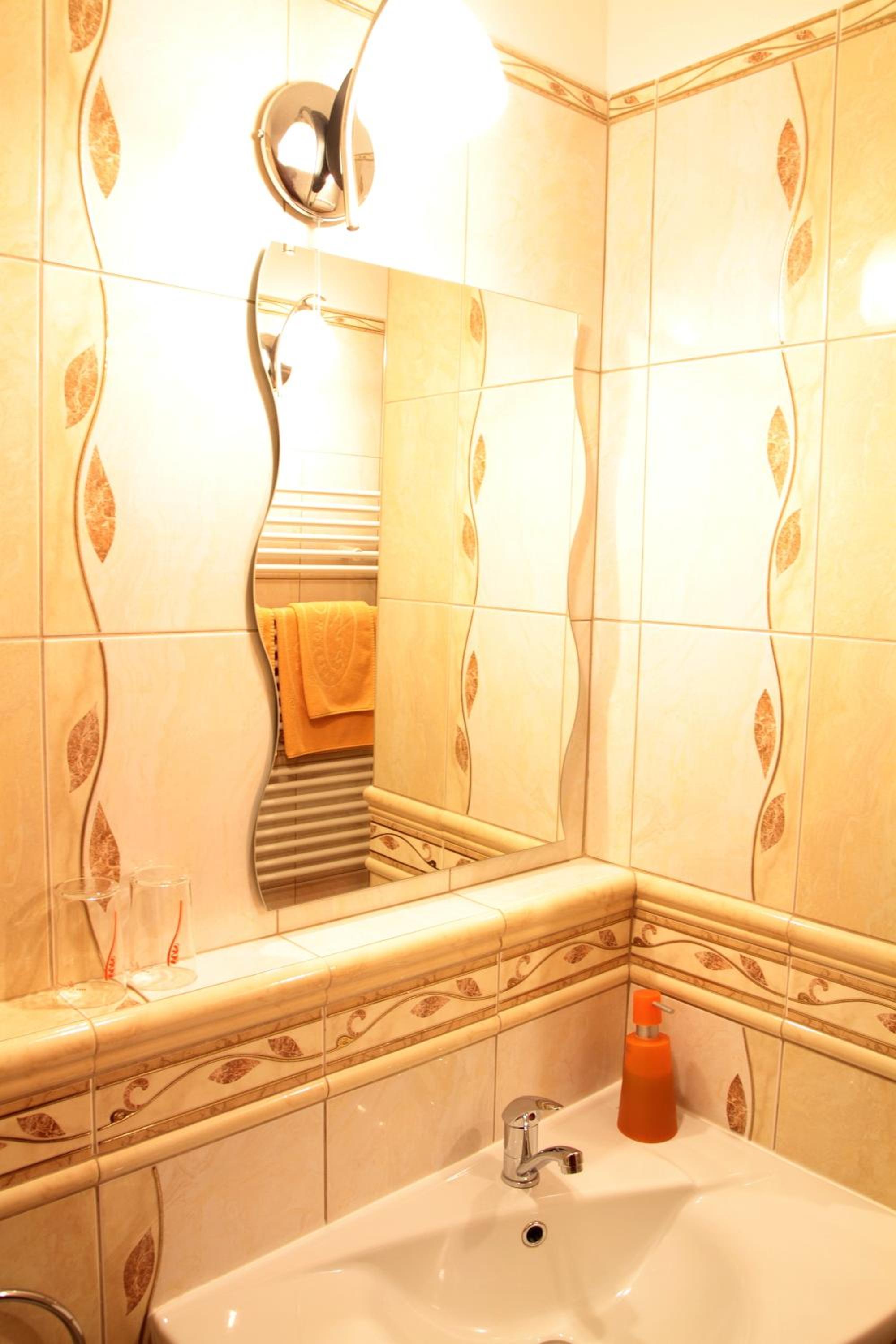 Comfort Triple Room - Photo 17