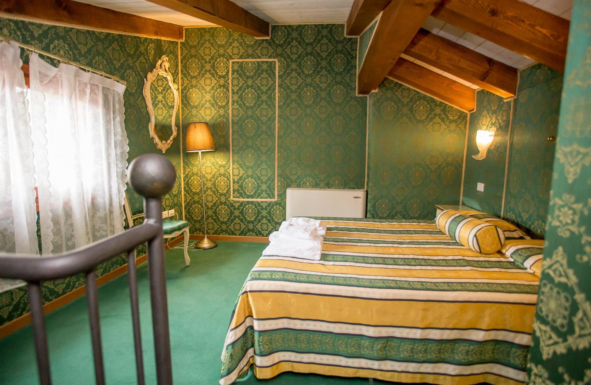 Junior Suite - Split Level photo 2