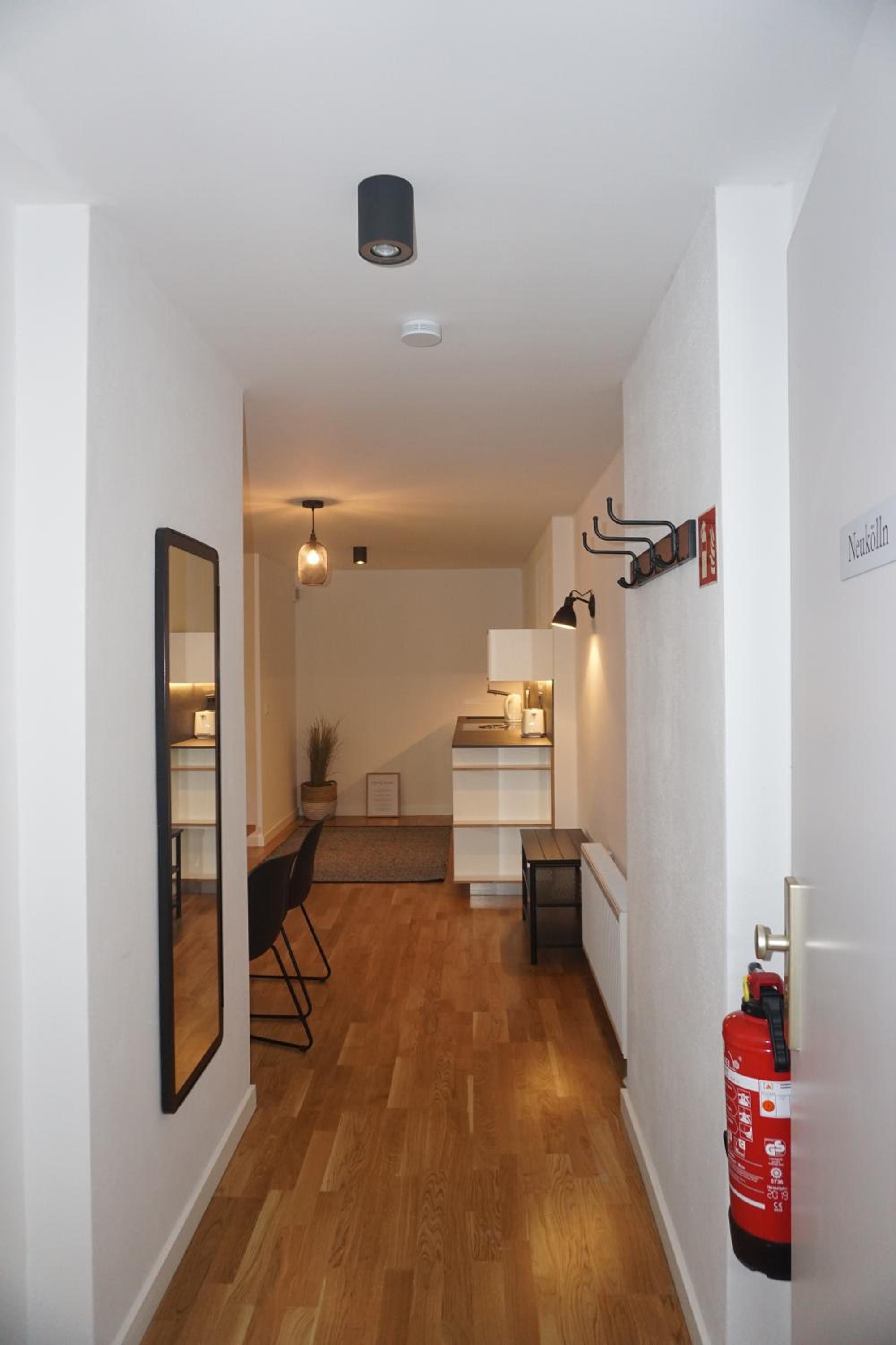Studio Apartment photo 1