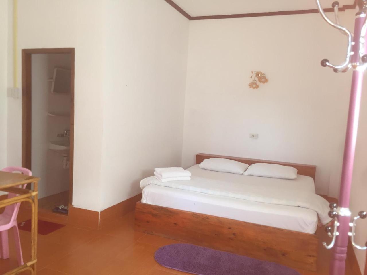 Standard Bungalow with Fan photo 3