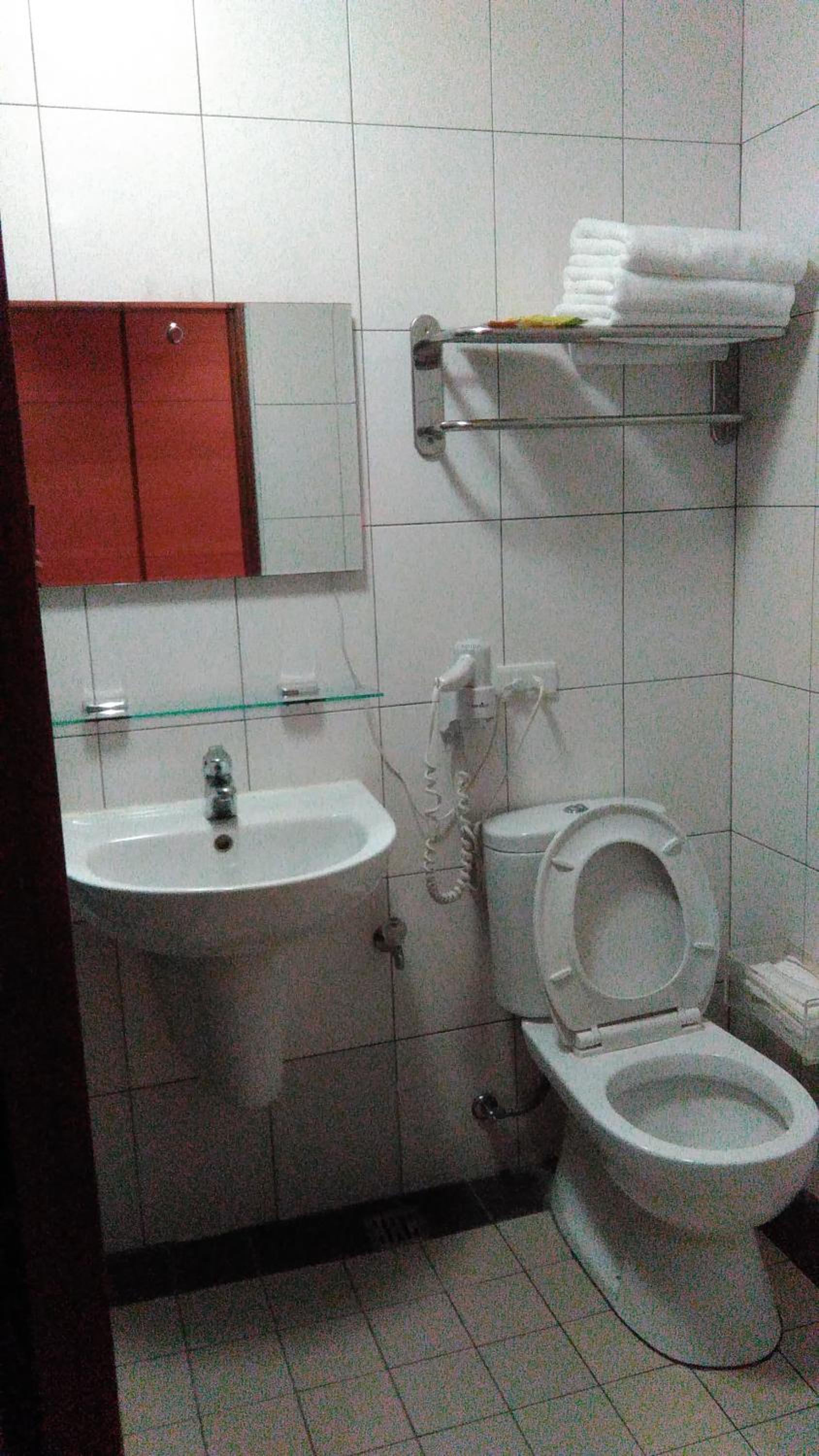 Triple Room with Bathroom photo 2