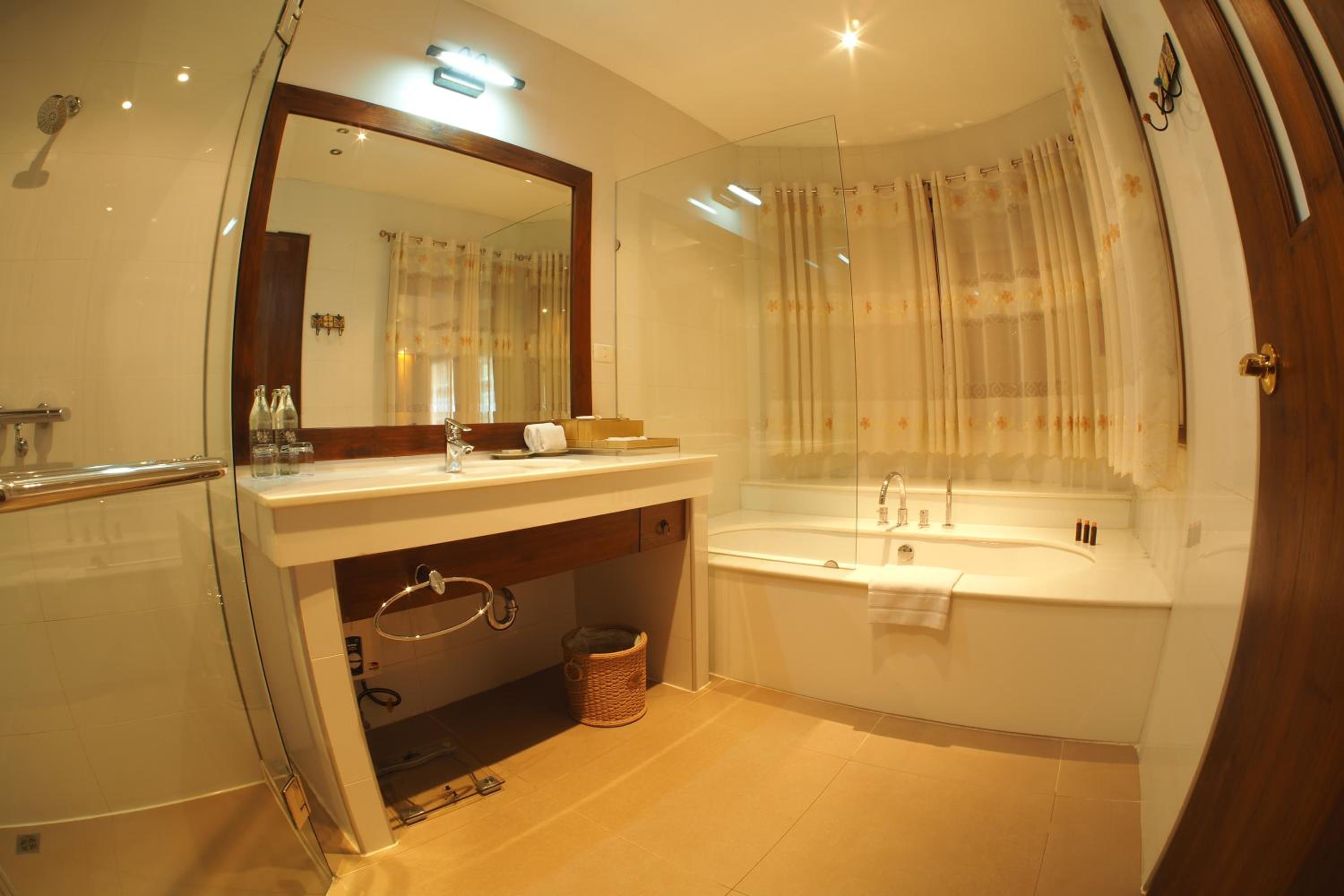Junior Suite - Photo 18