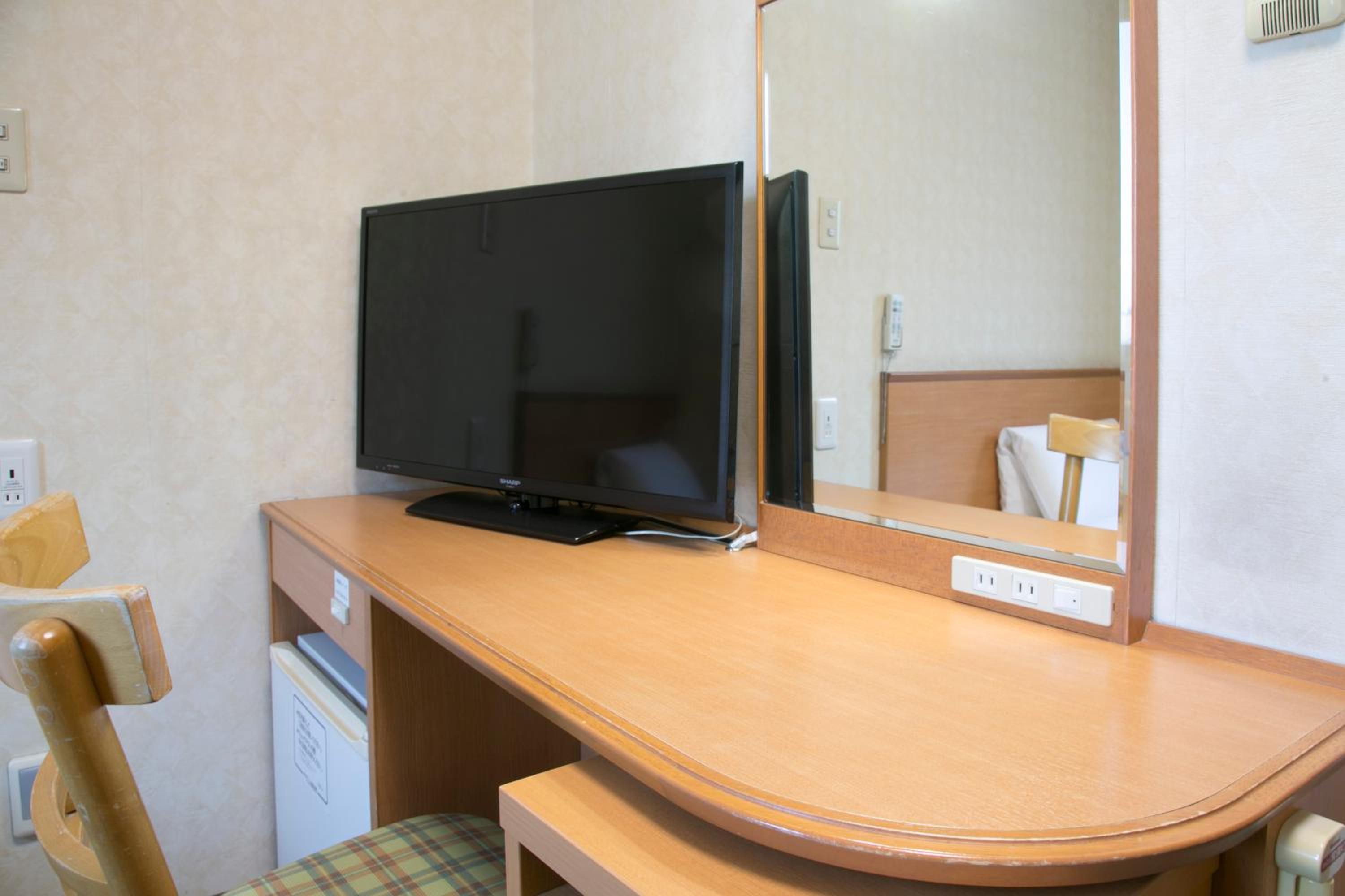 Single Room - Smoking - Photo 5