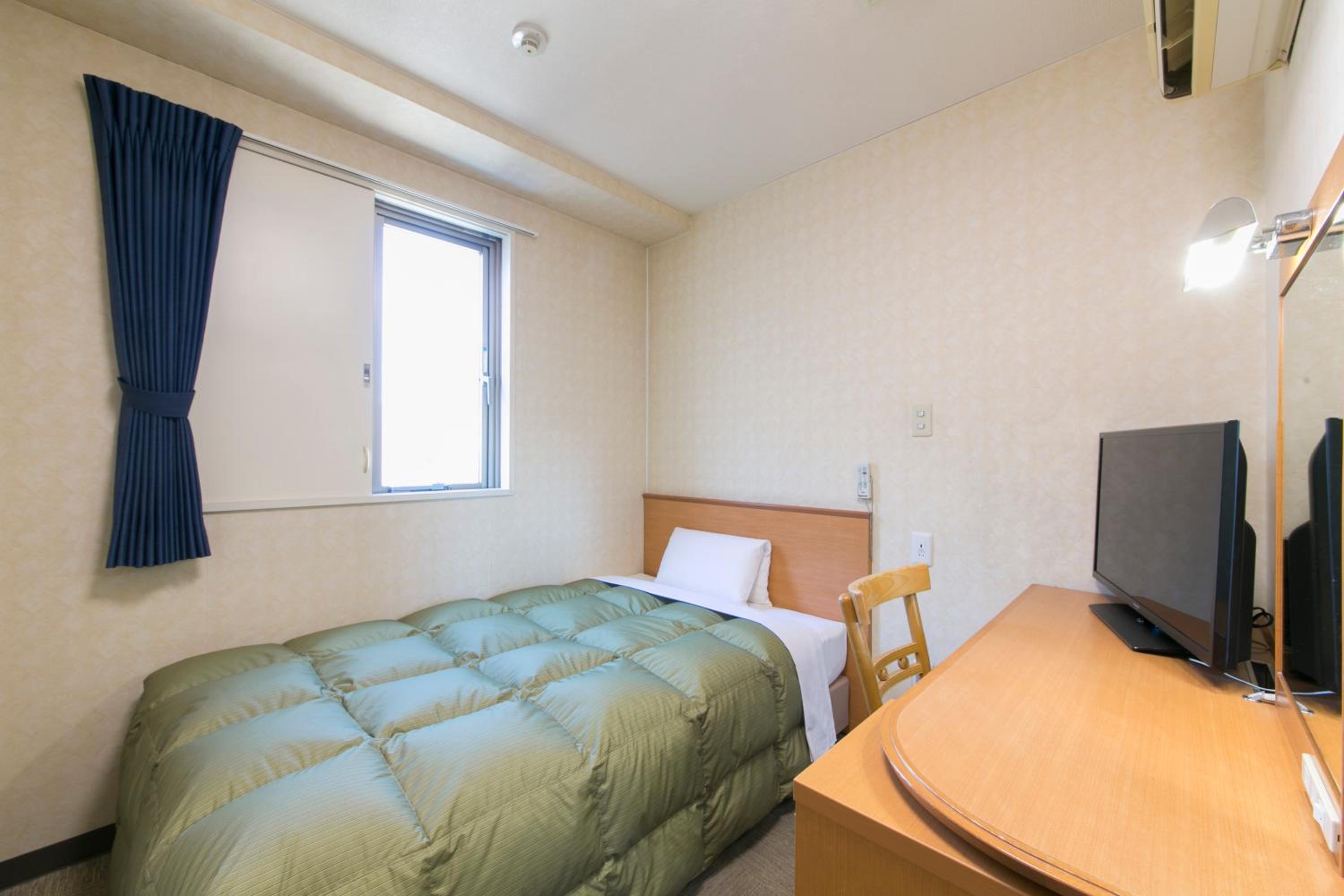 Single Room - Smoking - Photo 7