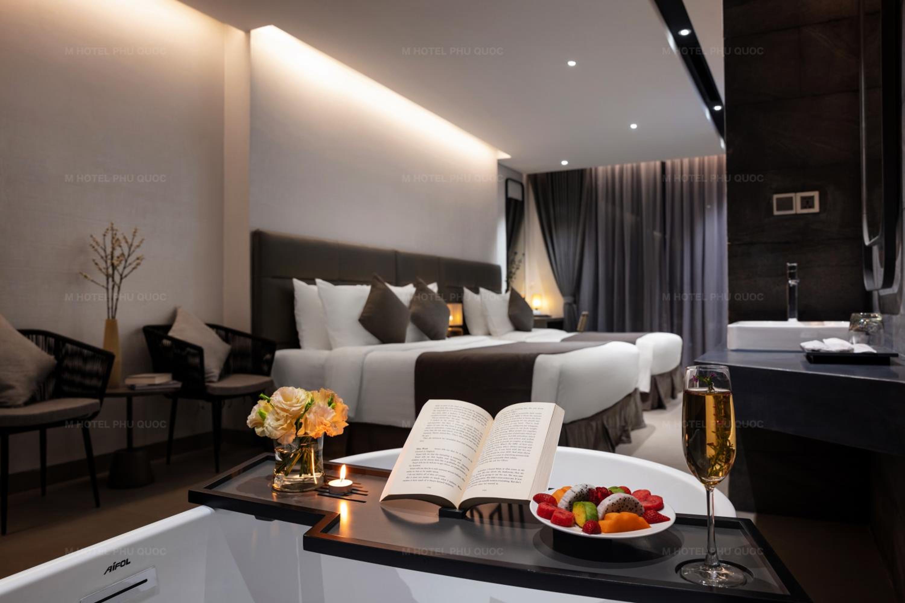City View Deluxe Suite - Photo 1