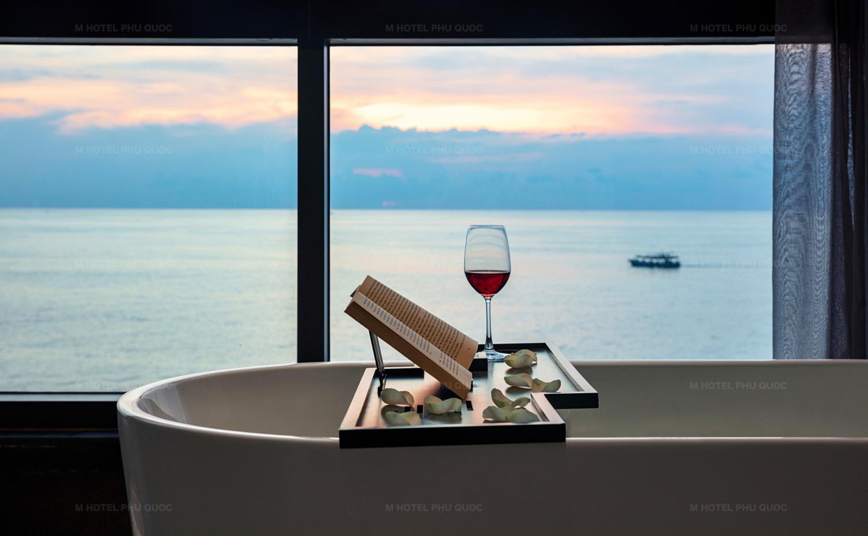Ocean Eyes Suite - Photo 4