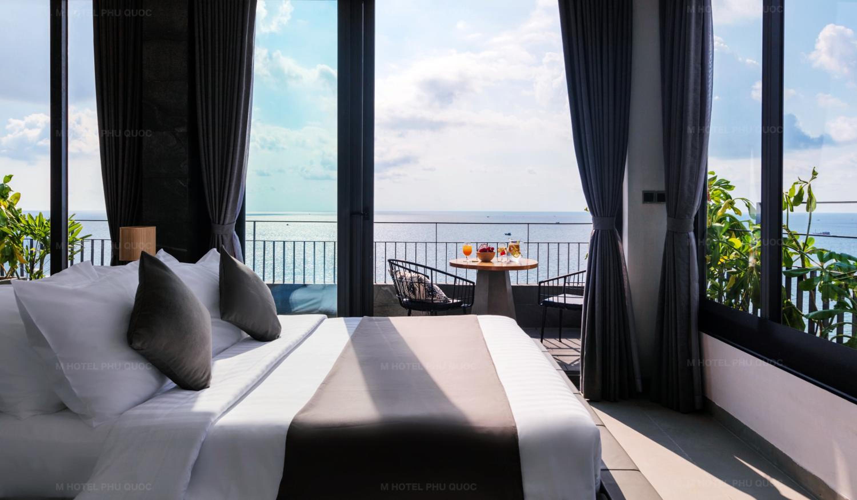 Rooftop Ocean View Suite - Photo 2