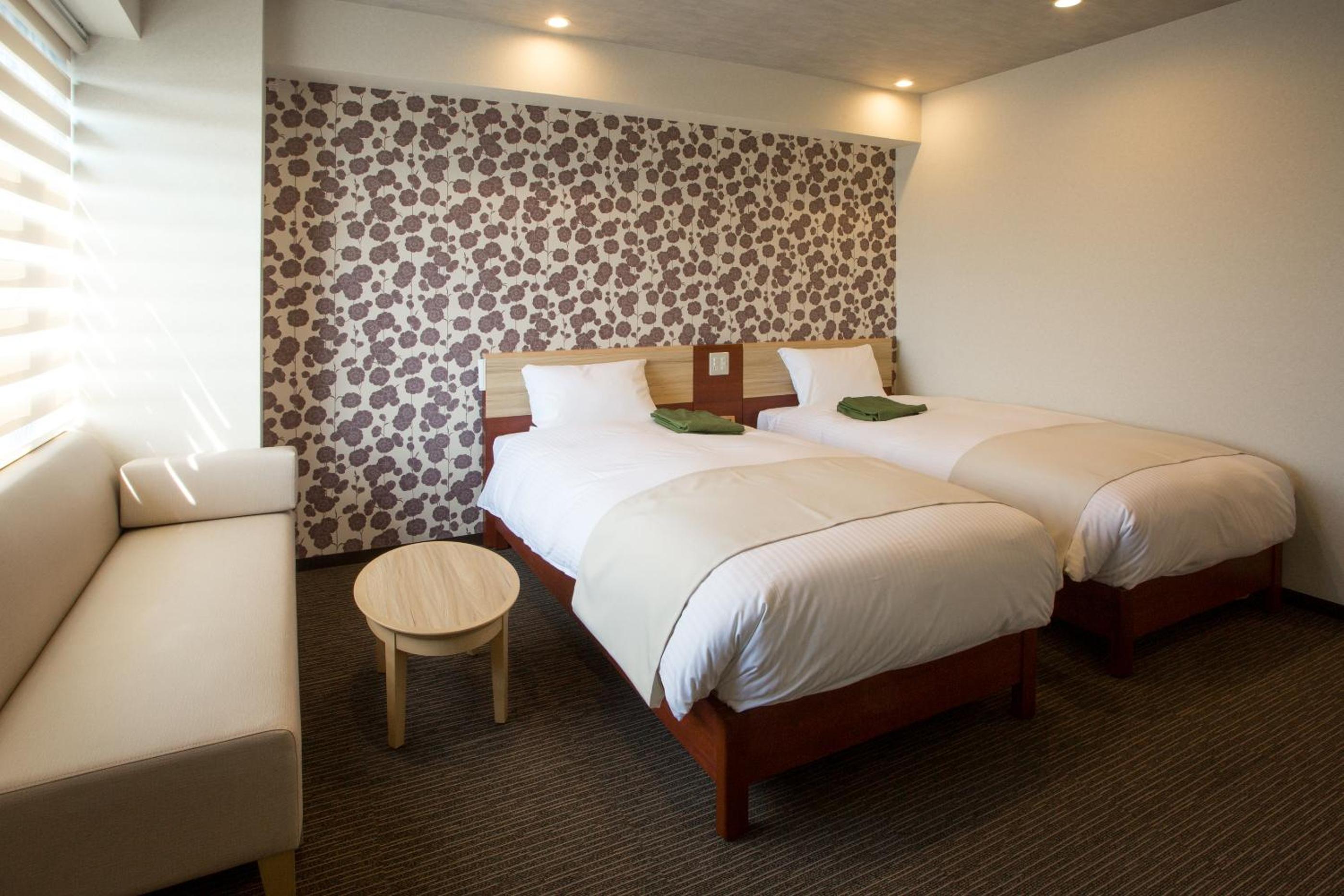 Standard Twin Room - Photo 14