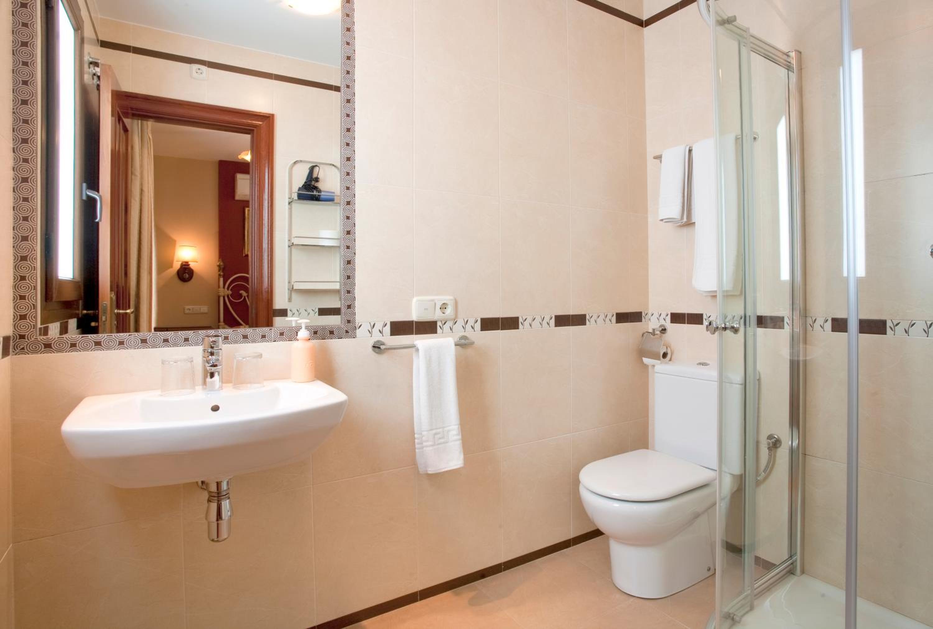 Single Room photo 2