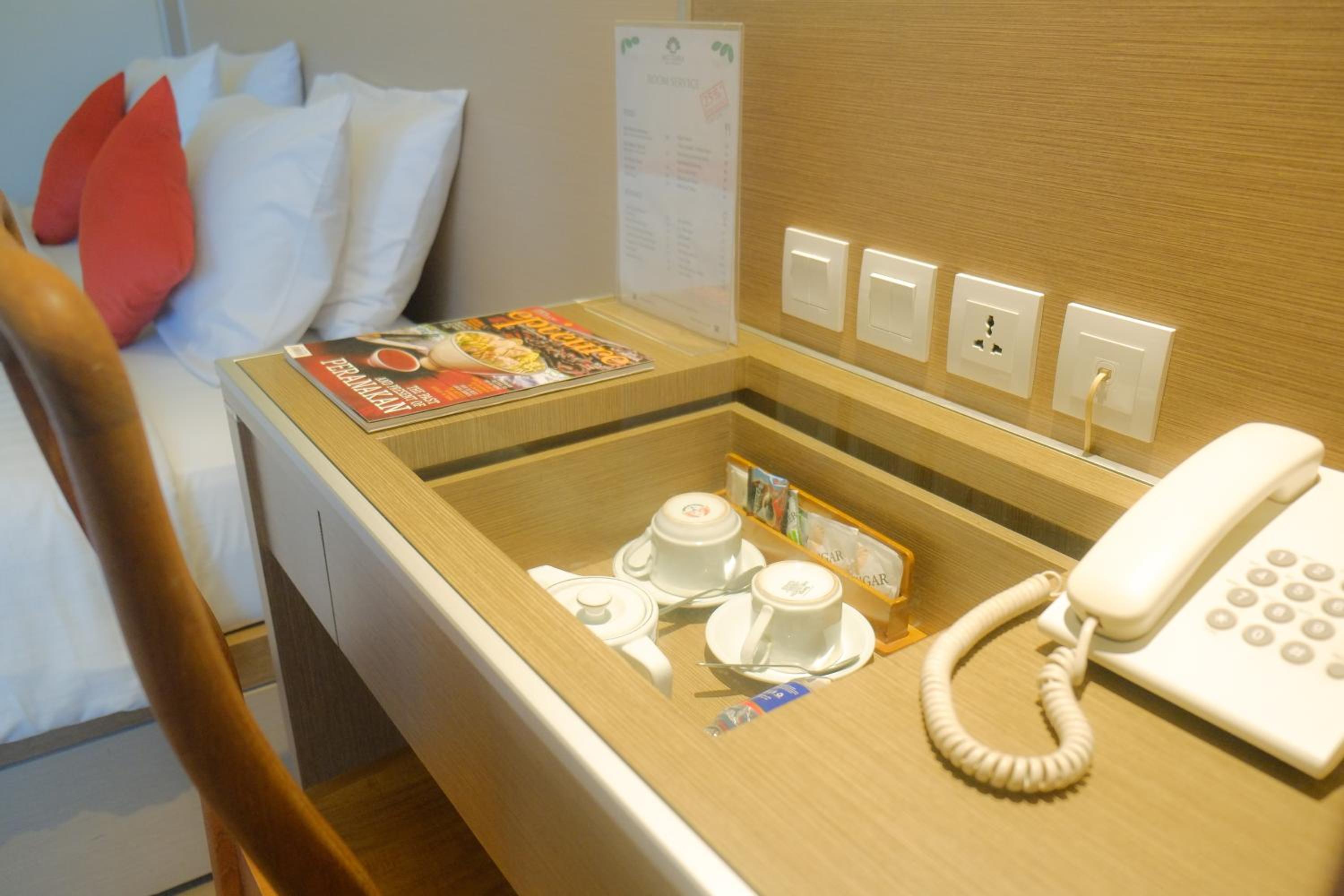 Executive Double or Twin Room - Room Only - Photo 4