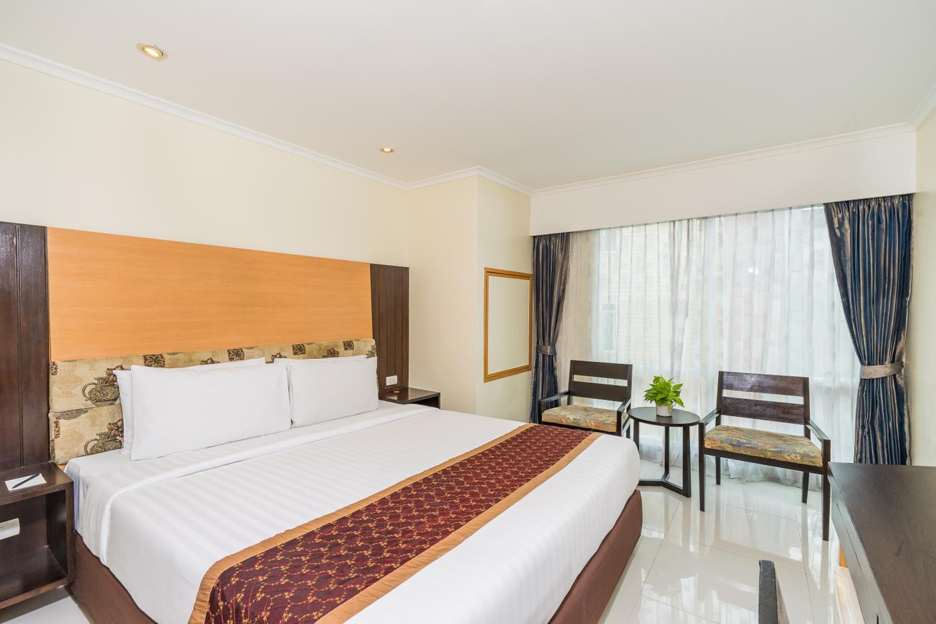 Superior Studio Double or Twin Room photo 2
