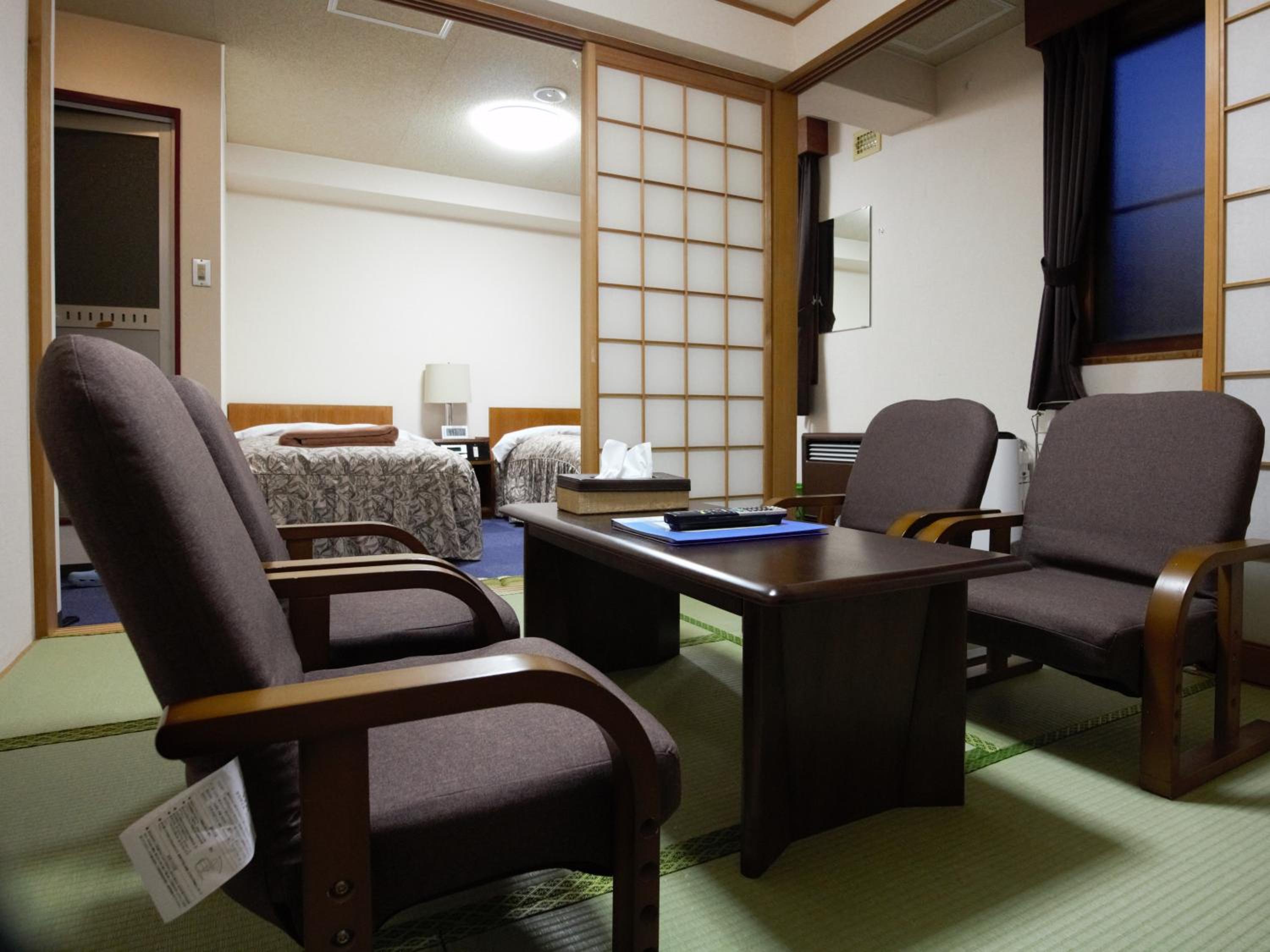 Room With Tatami Area