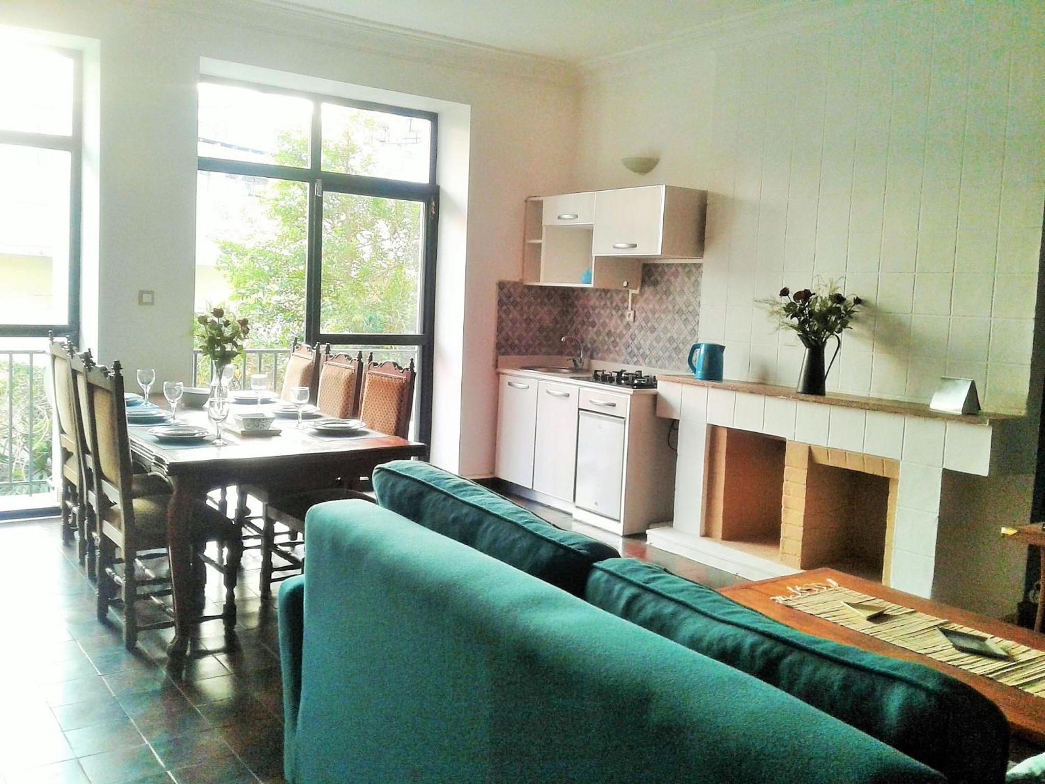 Apartment photo 2