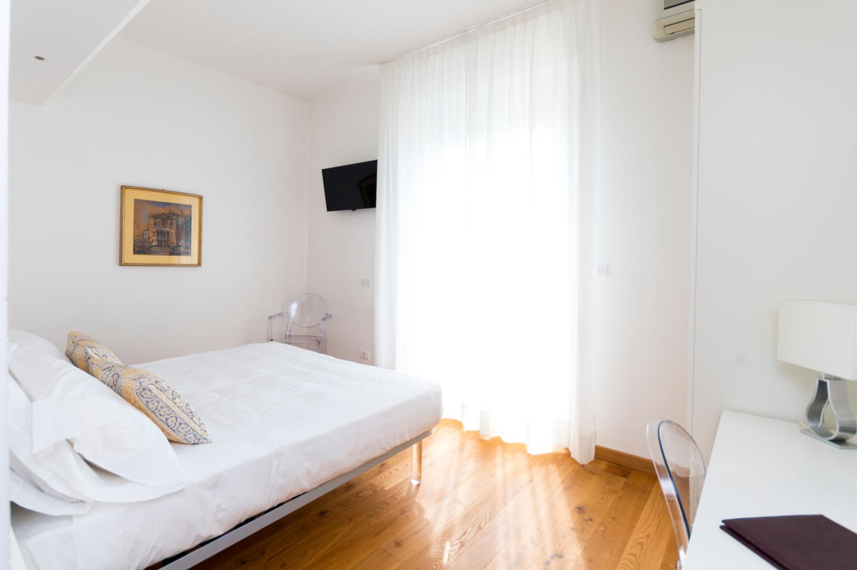 Deluxe Triple Room with Sea View photo 1