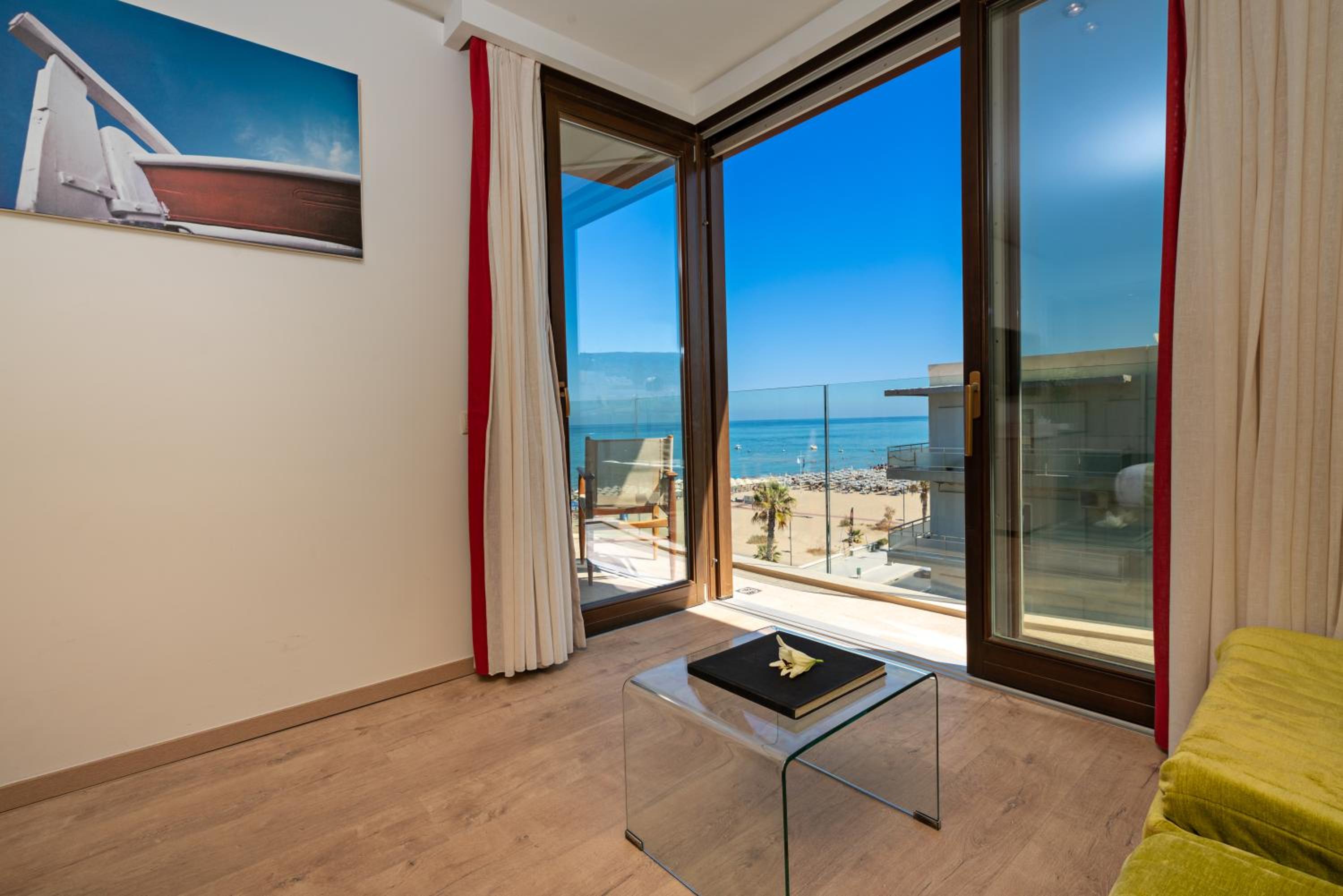 Junior Suite Side Sea View - Photo 5