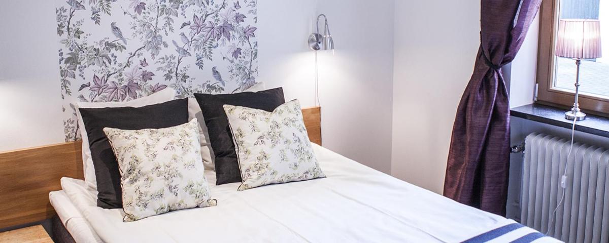Large Single Room photo 1