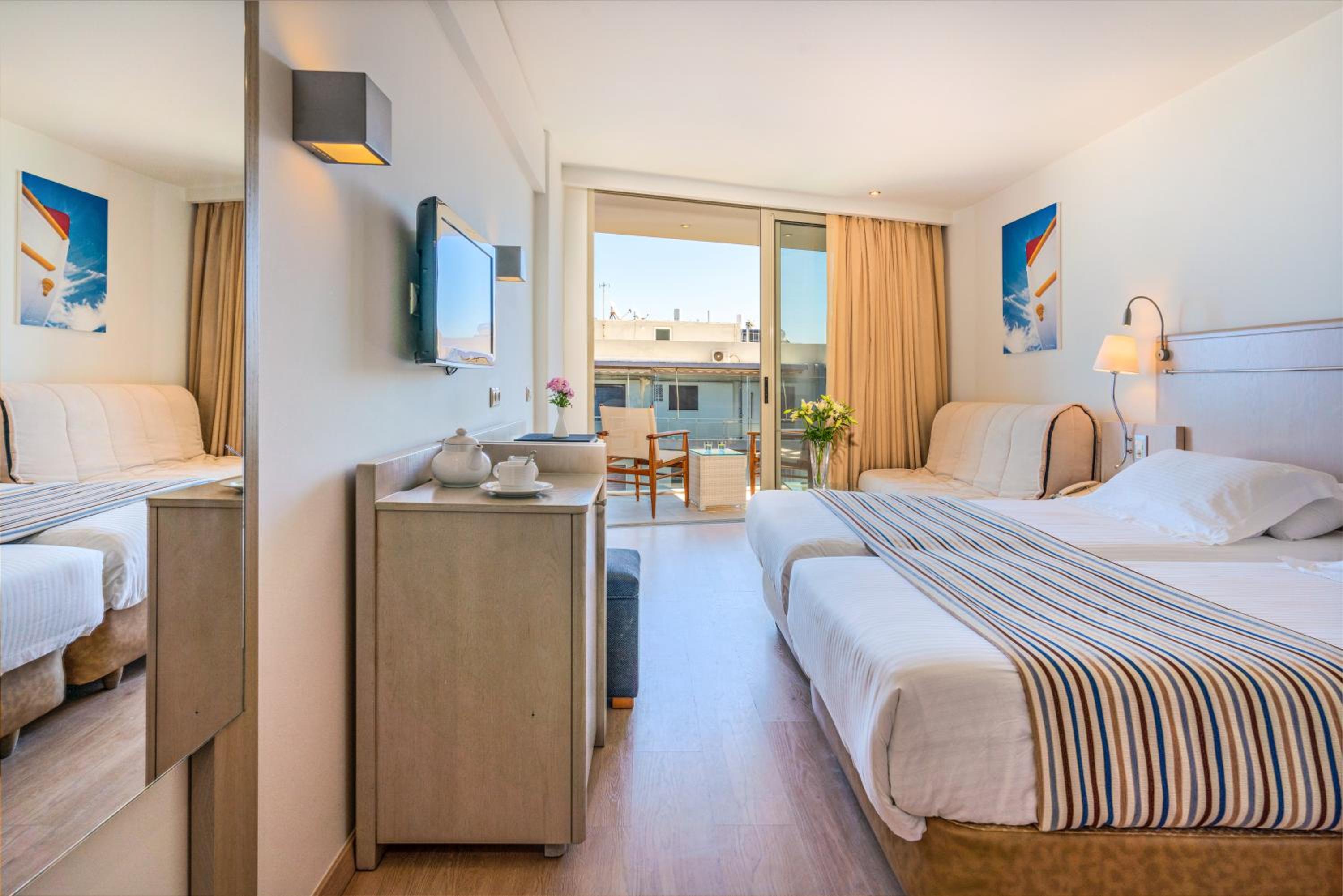Junior Suite Side Sea View - Photo 13
