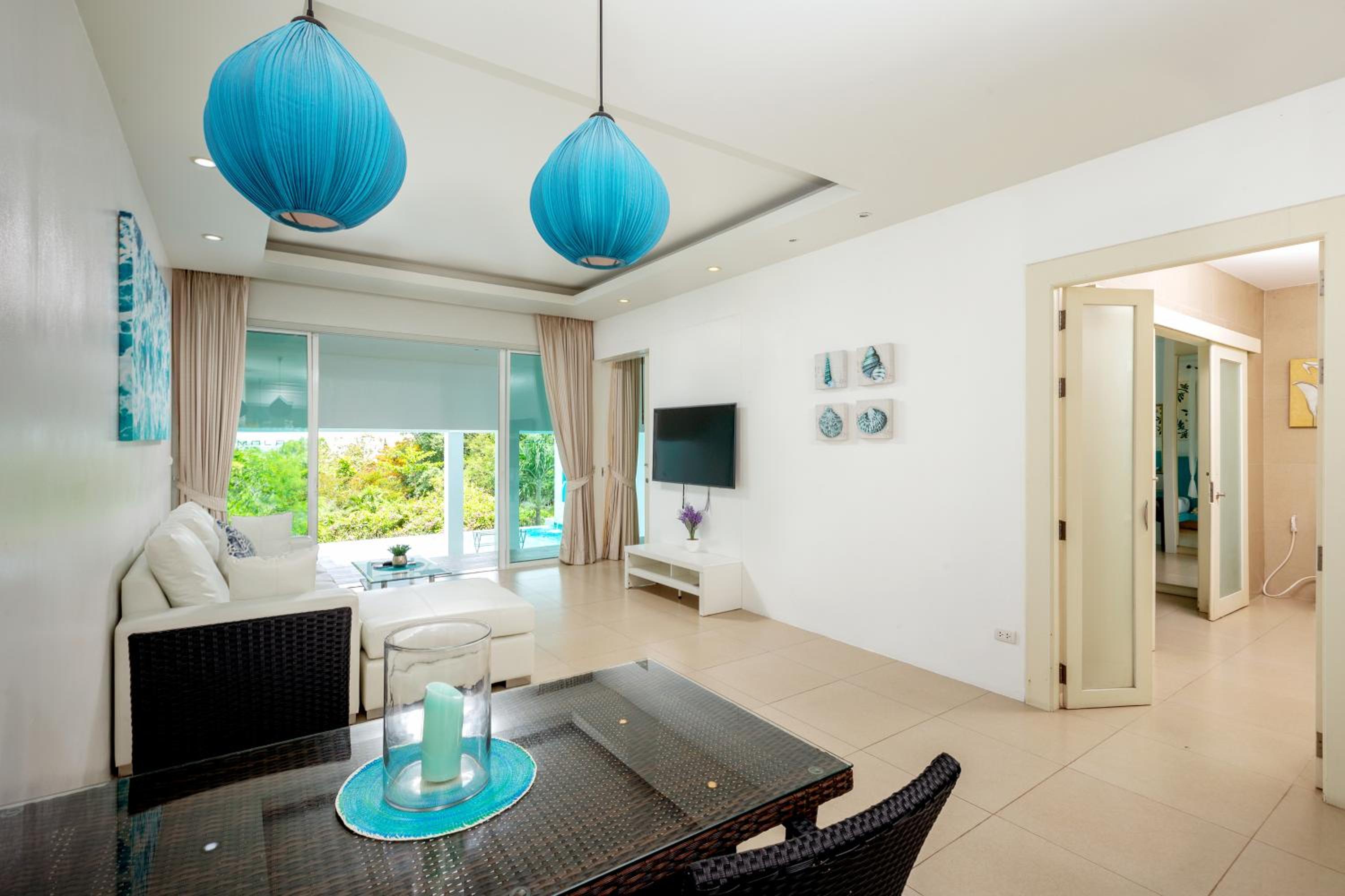 Garden View Pool Suite photo 2