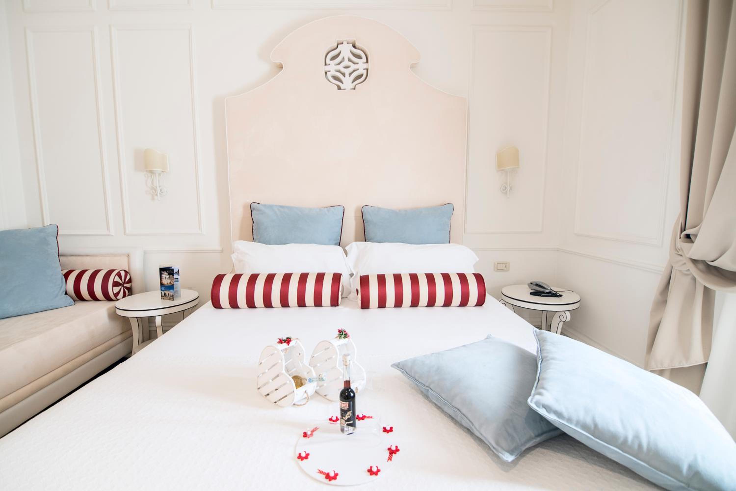 Deluxe Triple Room - Photo 2