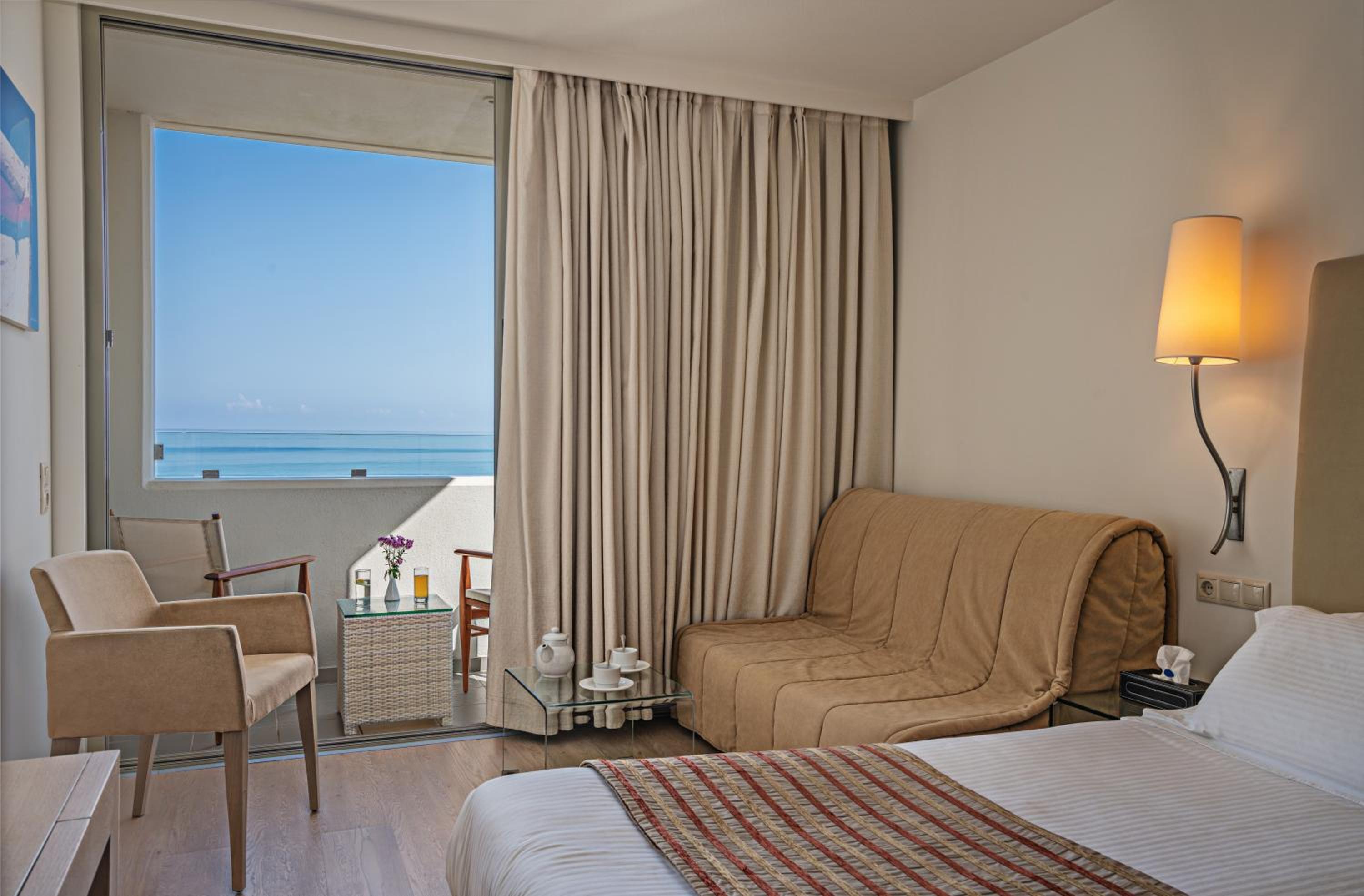 Junior Suite Side Sea View - Photo 4