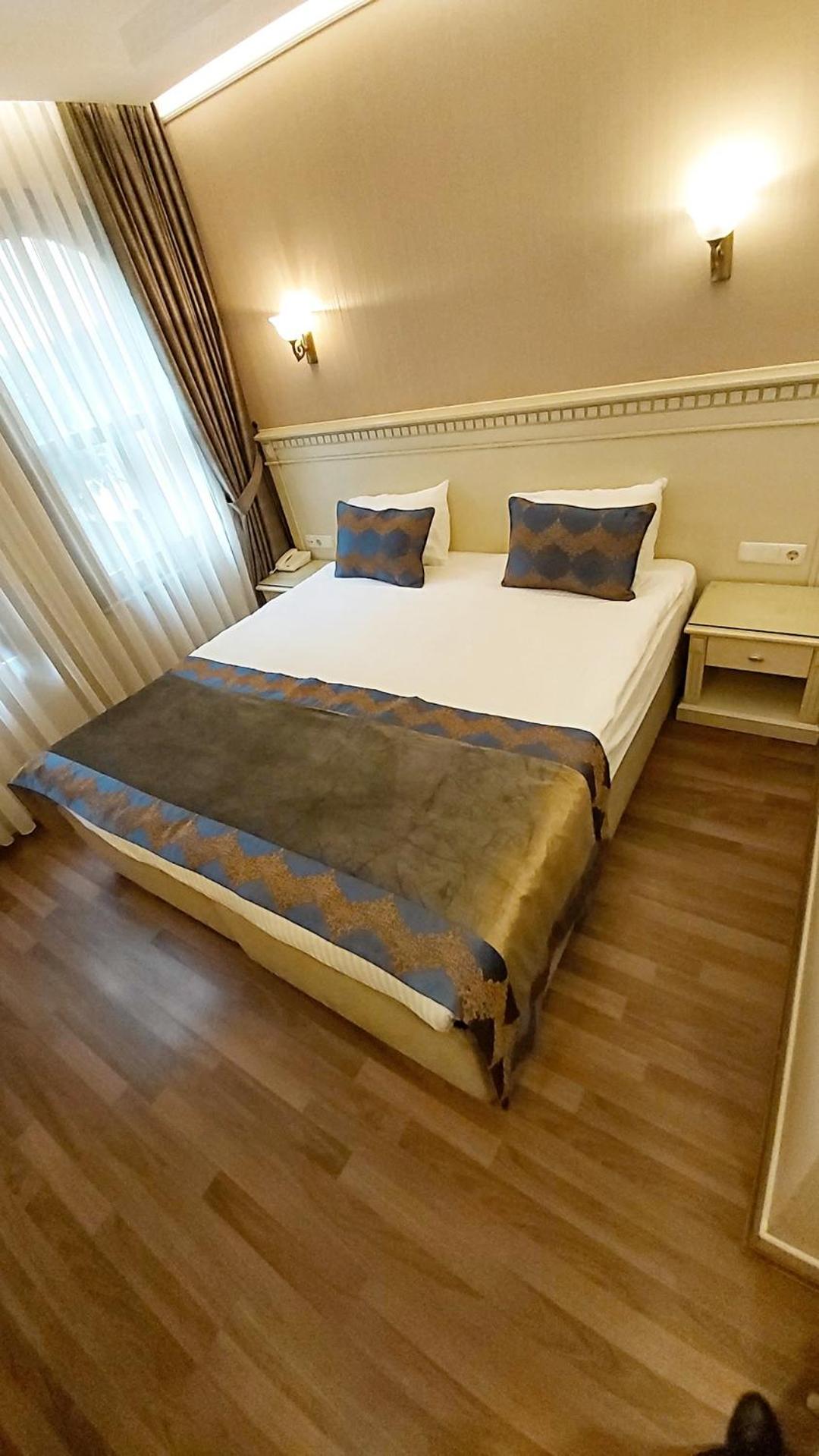 Standard Double or Twin Room photo 2