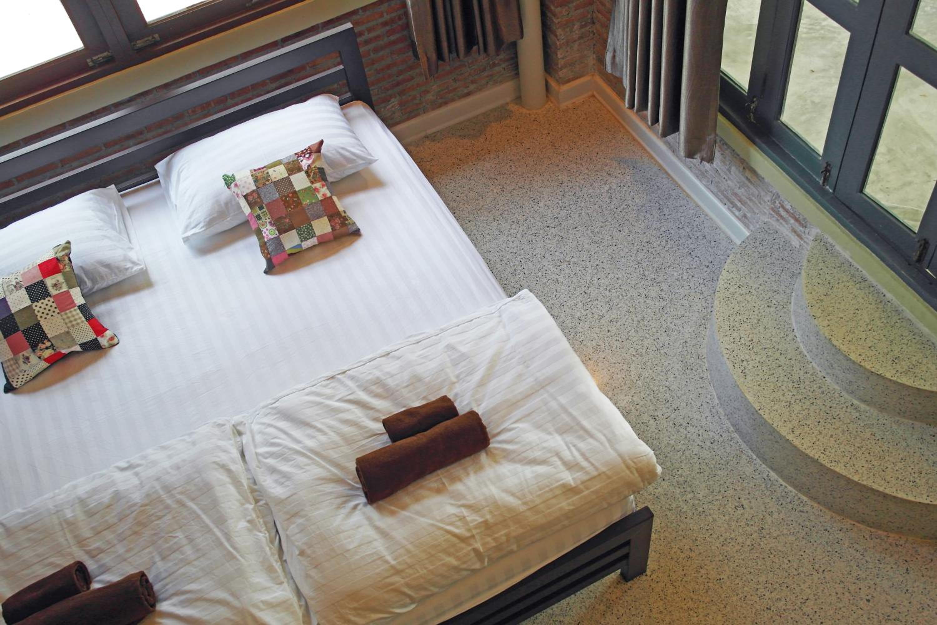 Double Room - Photo 14