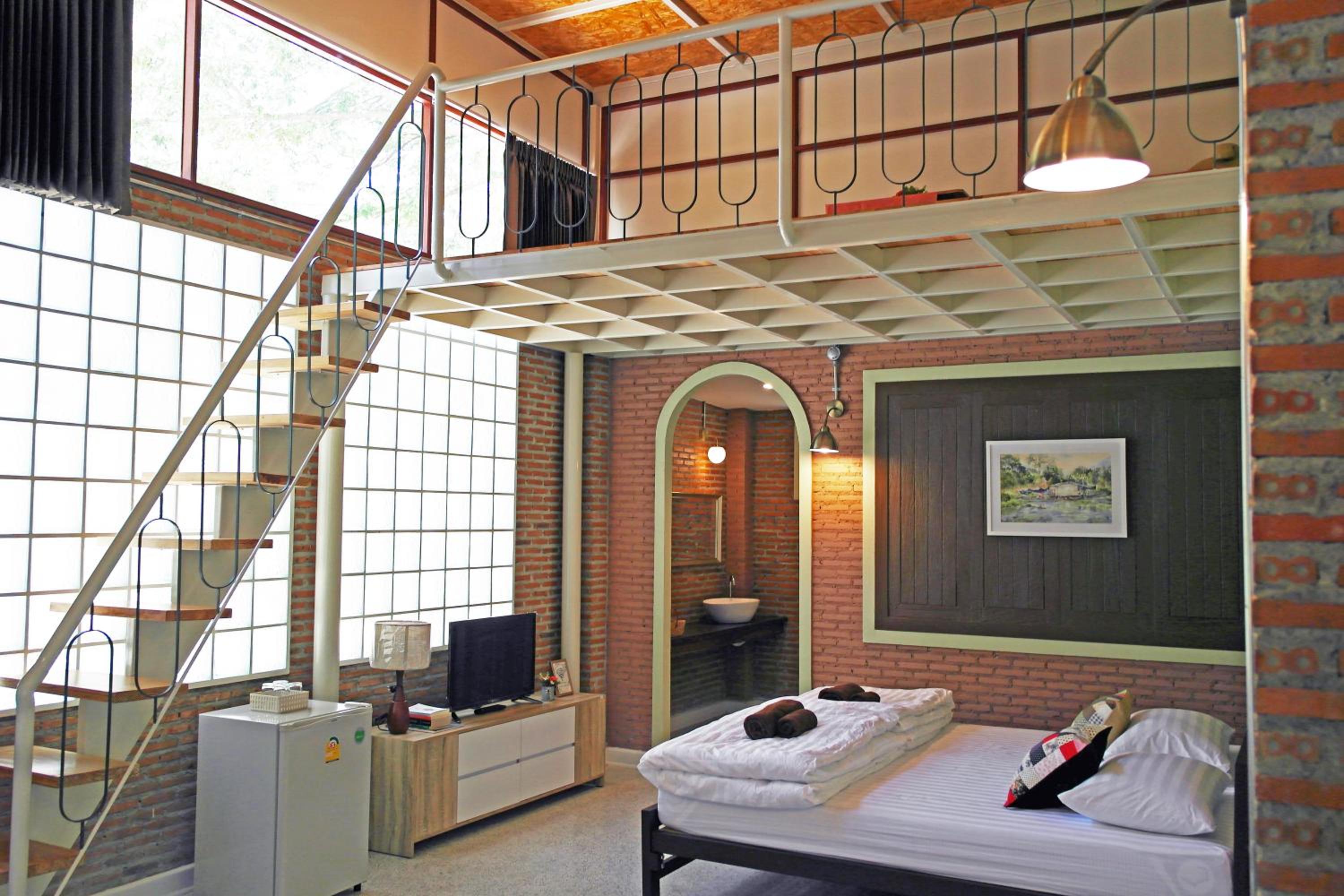 Family Room - Photo 1