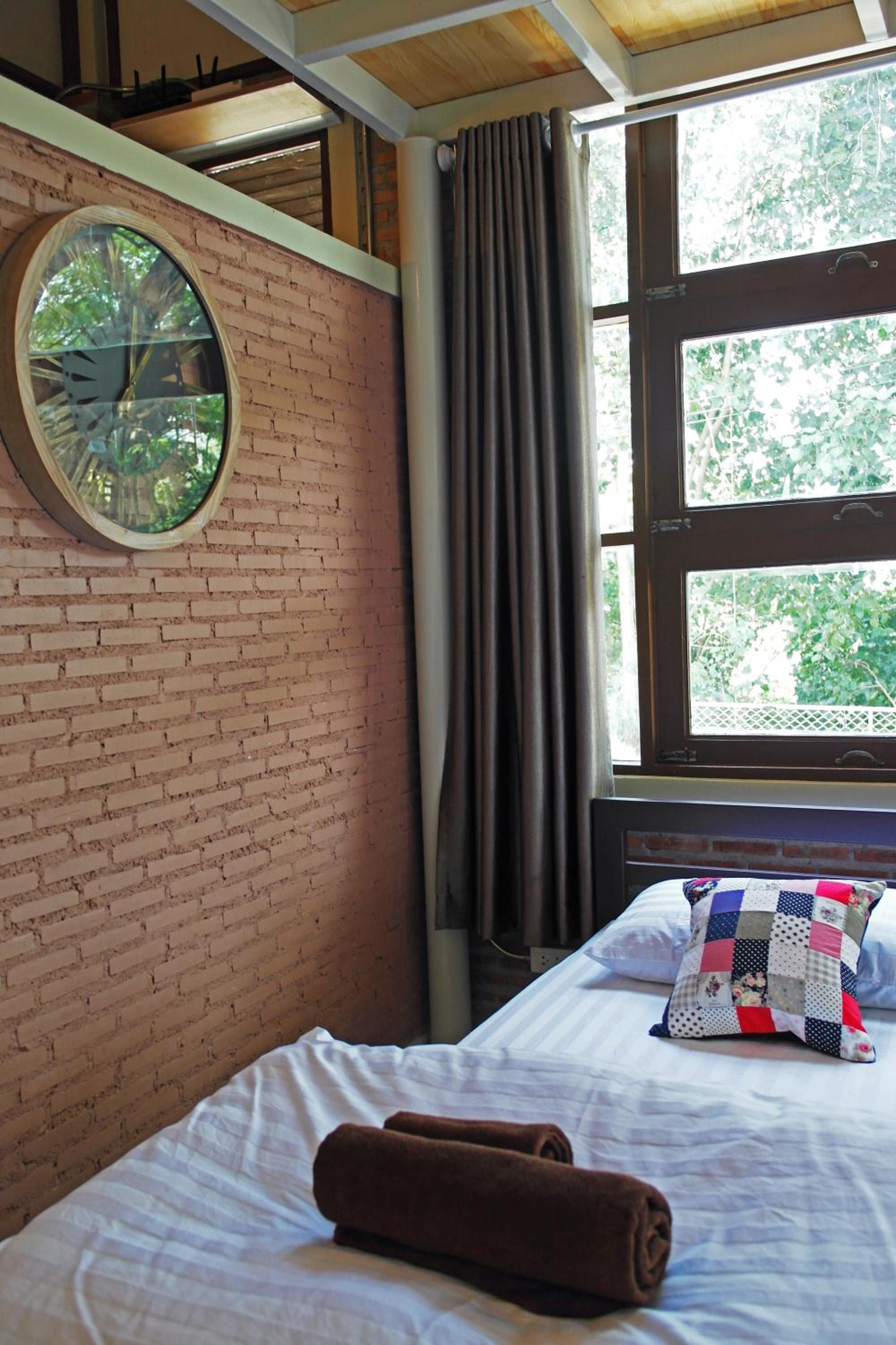 Double Room - Photo 16