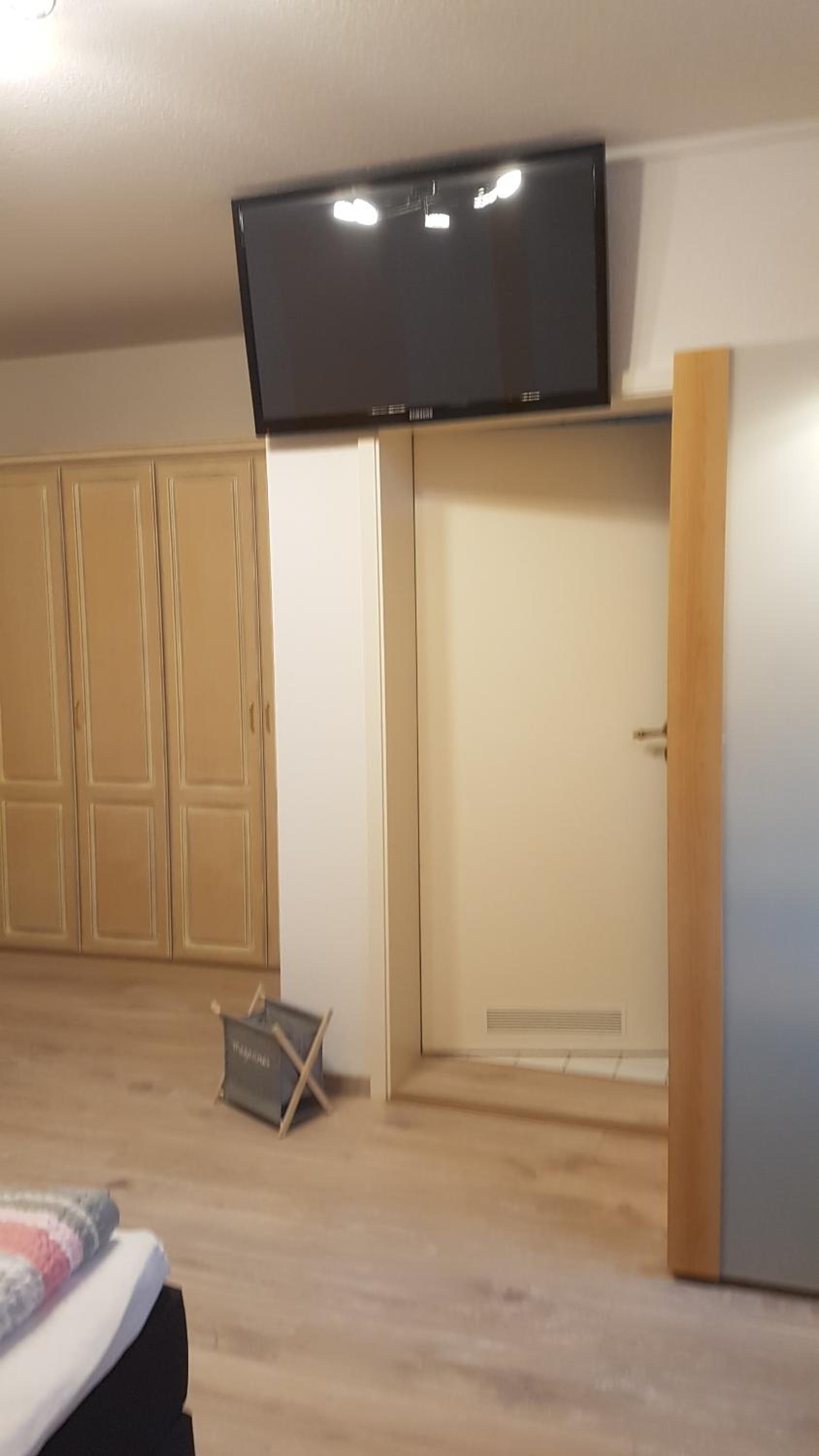 Apartment photo 2