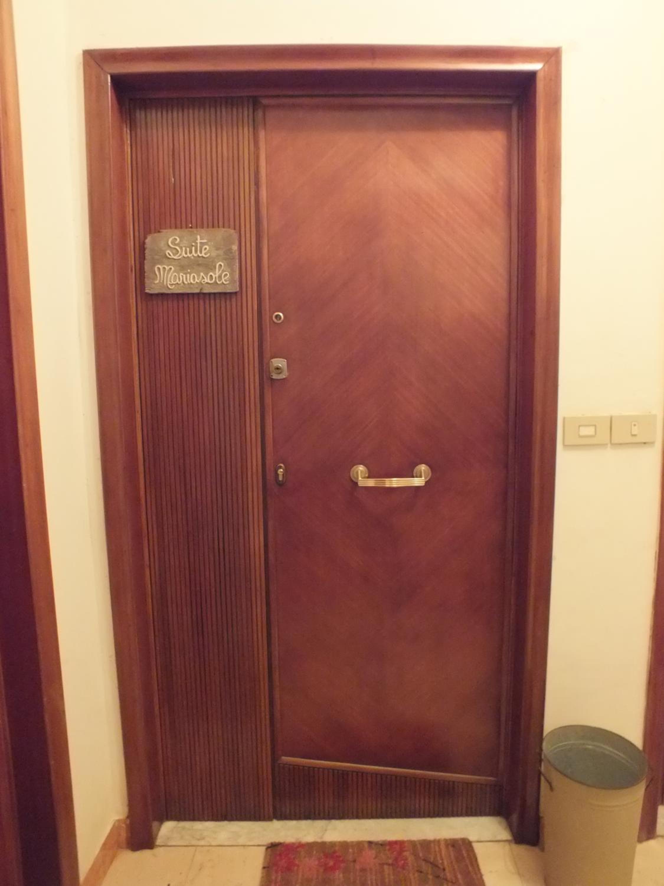 One-Bedroom Apartment - Photo 91