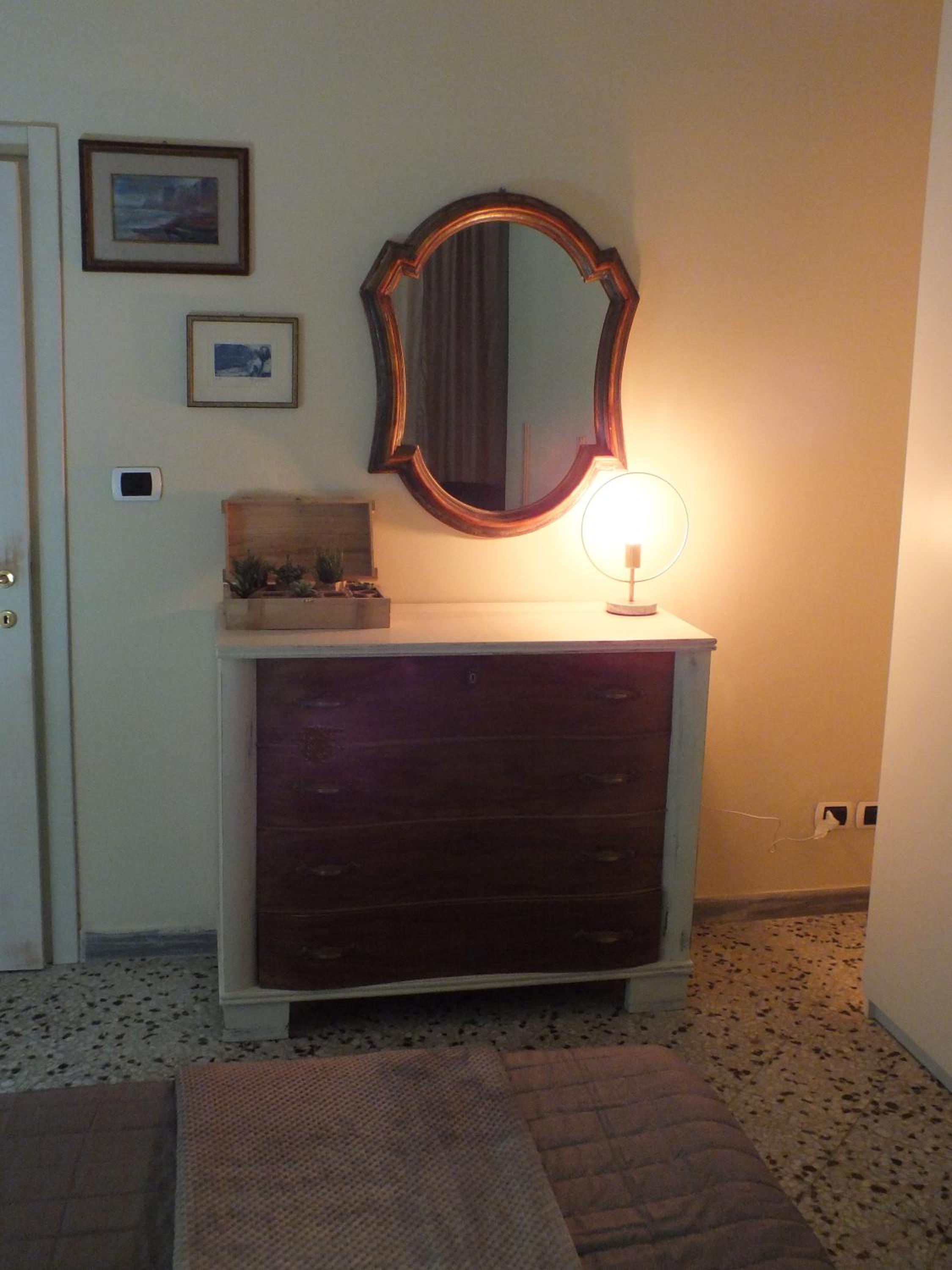 One-Bedroom Apartment - Photo 19