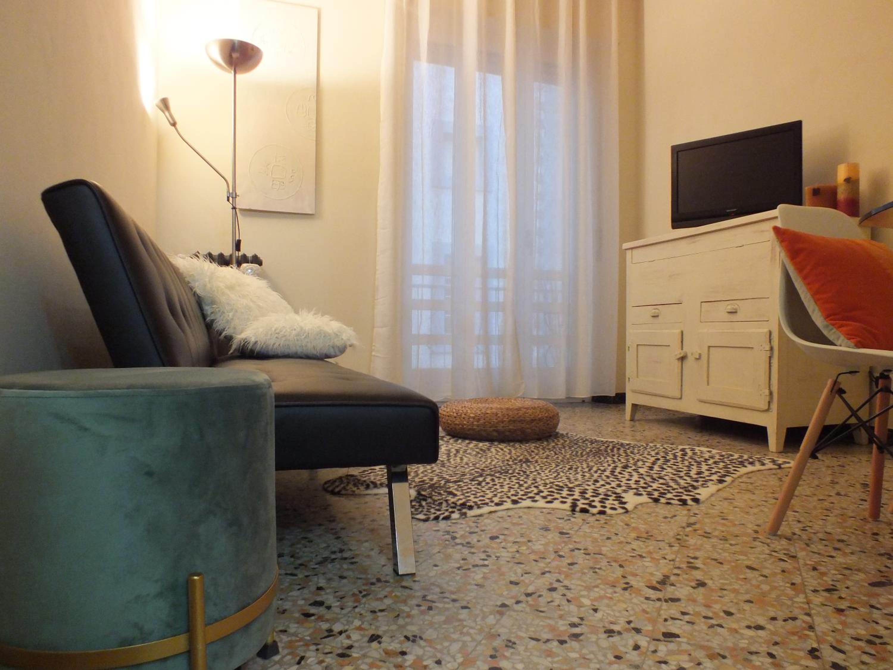 One-Bedroom Apartment - Photo 67