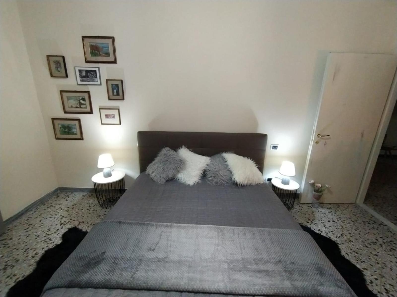 One-Bedroom Apartment - Photo 102