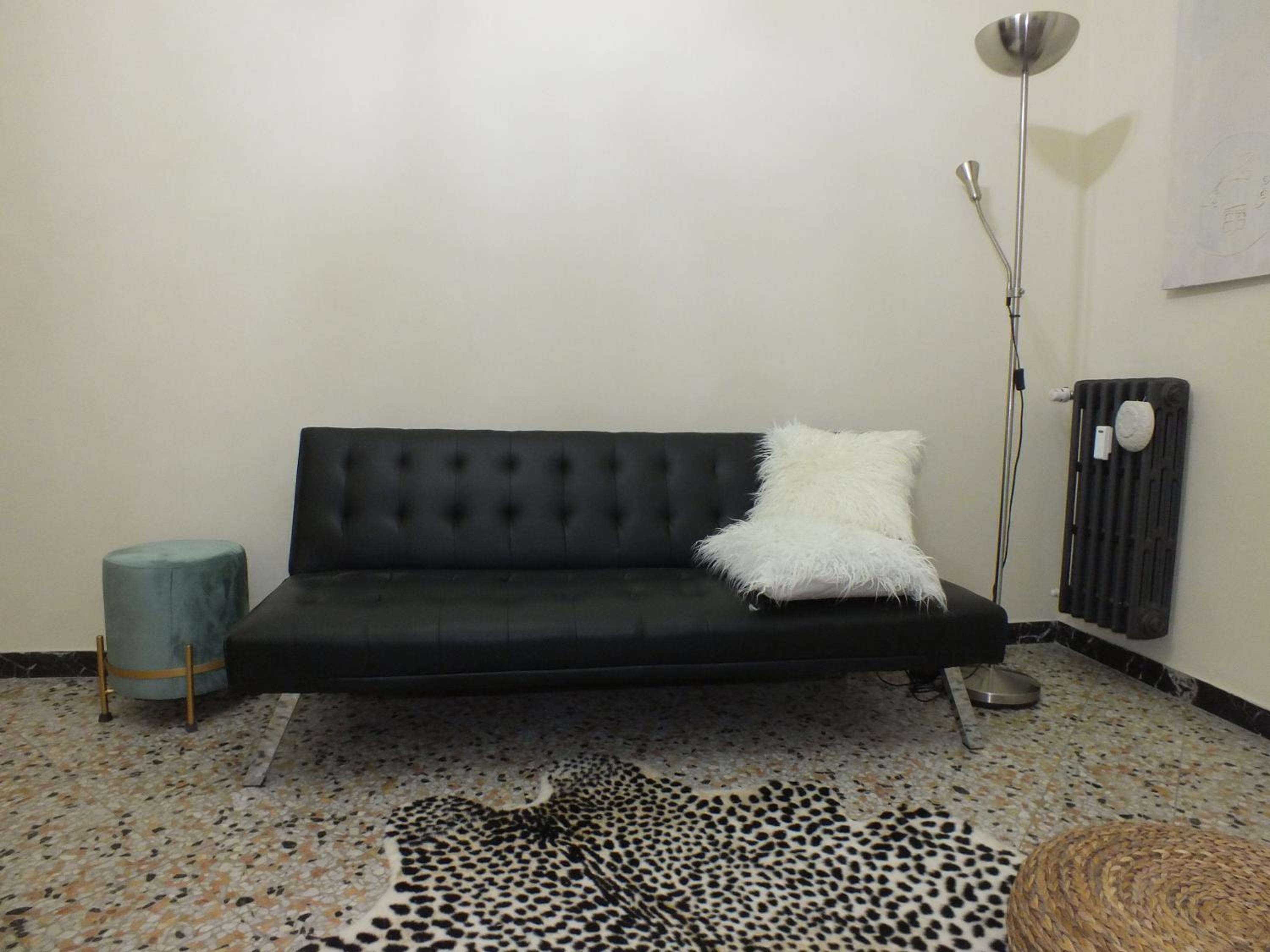 One-Bedroom Apartment - Photo 17
