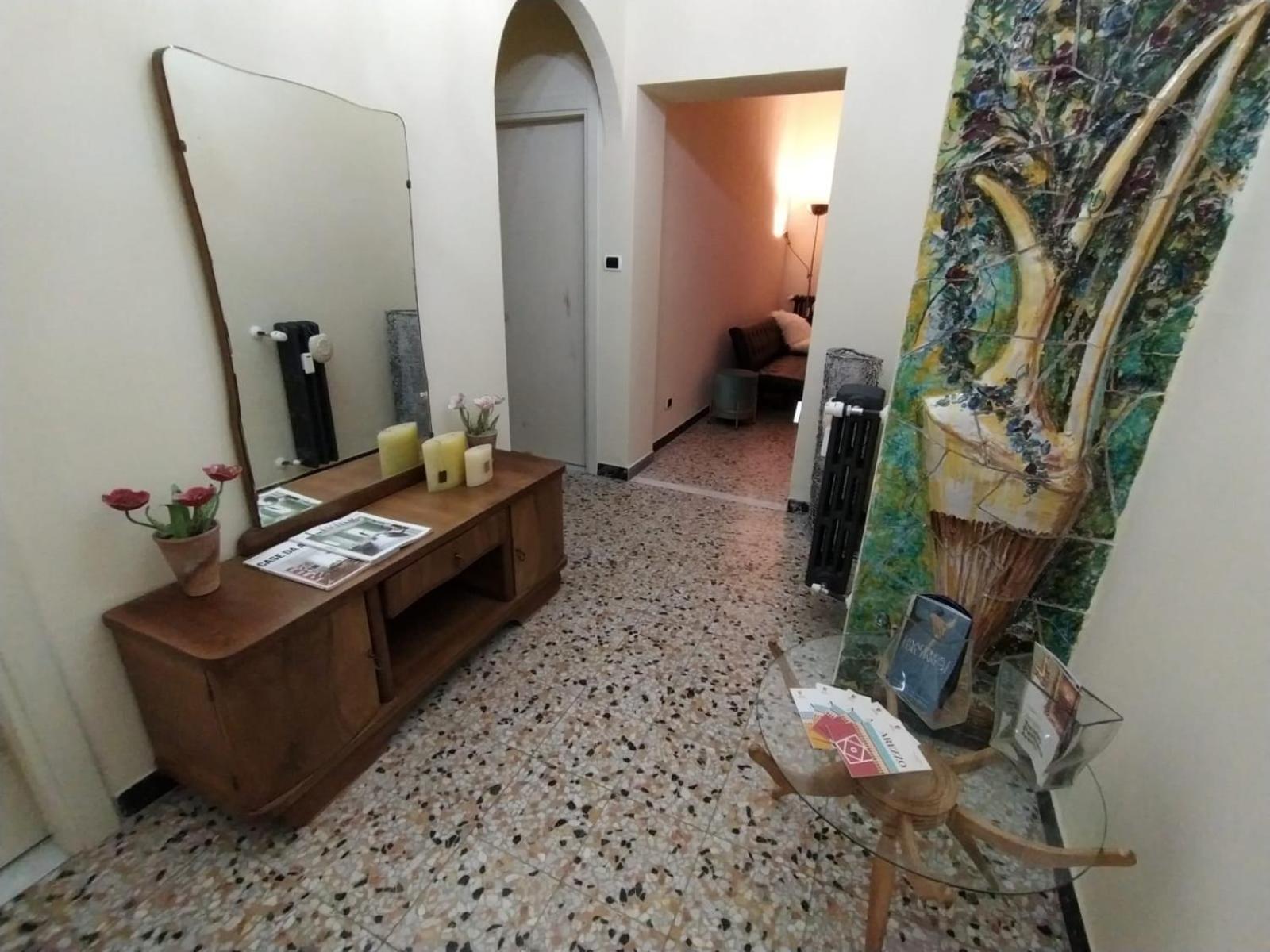 One-Bedroom Apartment - Photo 89