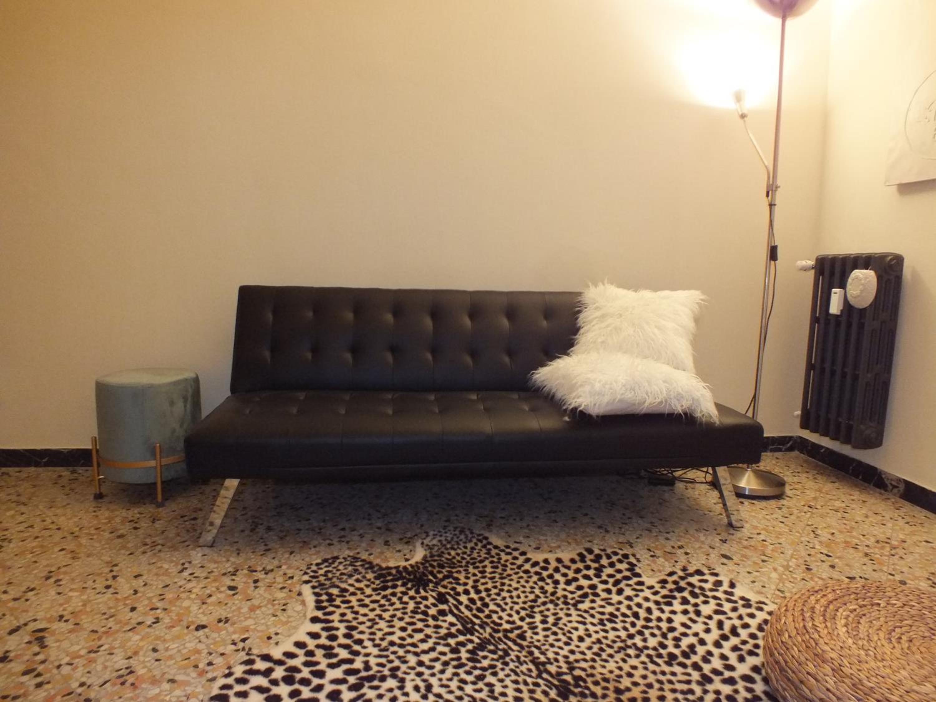 One-Bedroom Apartment - Photo 16
