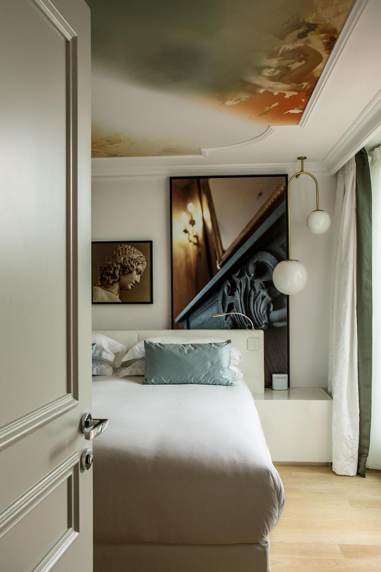 Luxury Room